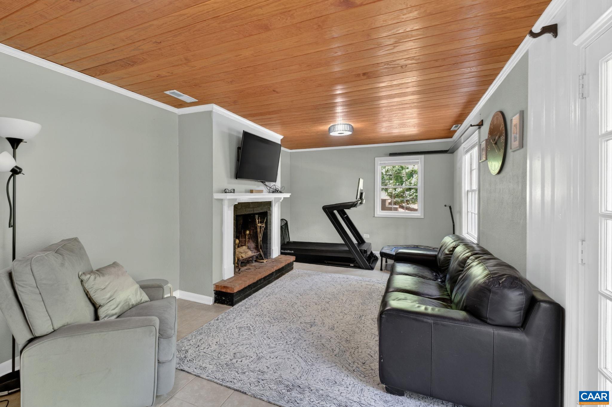 128 N BENNINGTON RD, CHARLOTTESVILLE, Virginia 22901, 4 Bedrooms Bedrooms, ,3 BathroomsBathrooms,Residential,128 N BENNINGTON RD,676052 MLS # 676052