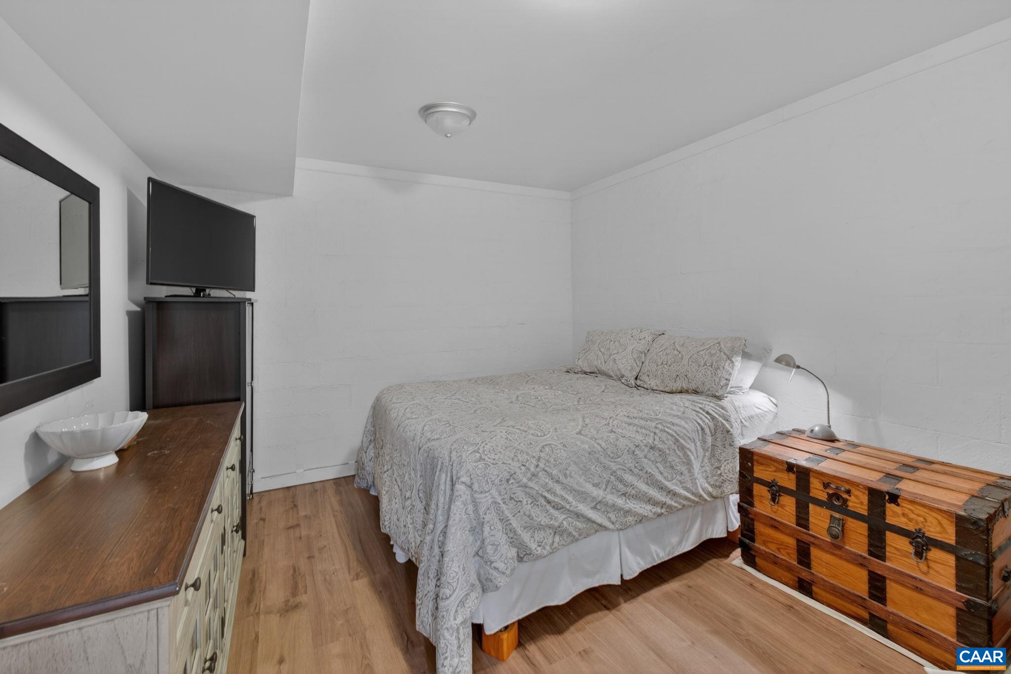 128 N BENNINGTON RD, CHARLOTTESVILLE, Virginia 22901, 4 Bedrooms Bedrooms, ,3 BathroomsBathrooms,Residential,128 N BENNINGTON RD,676052 MLS # 676052