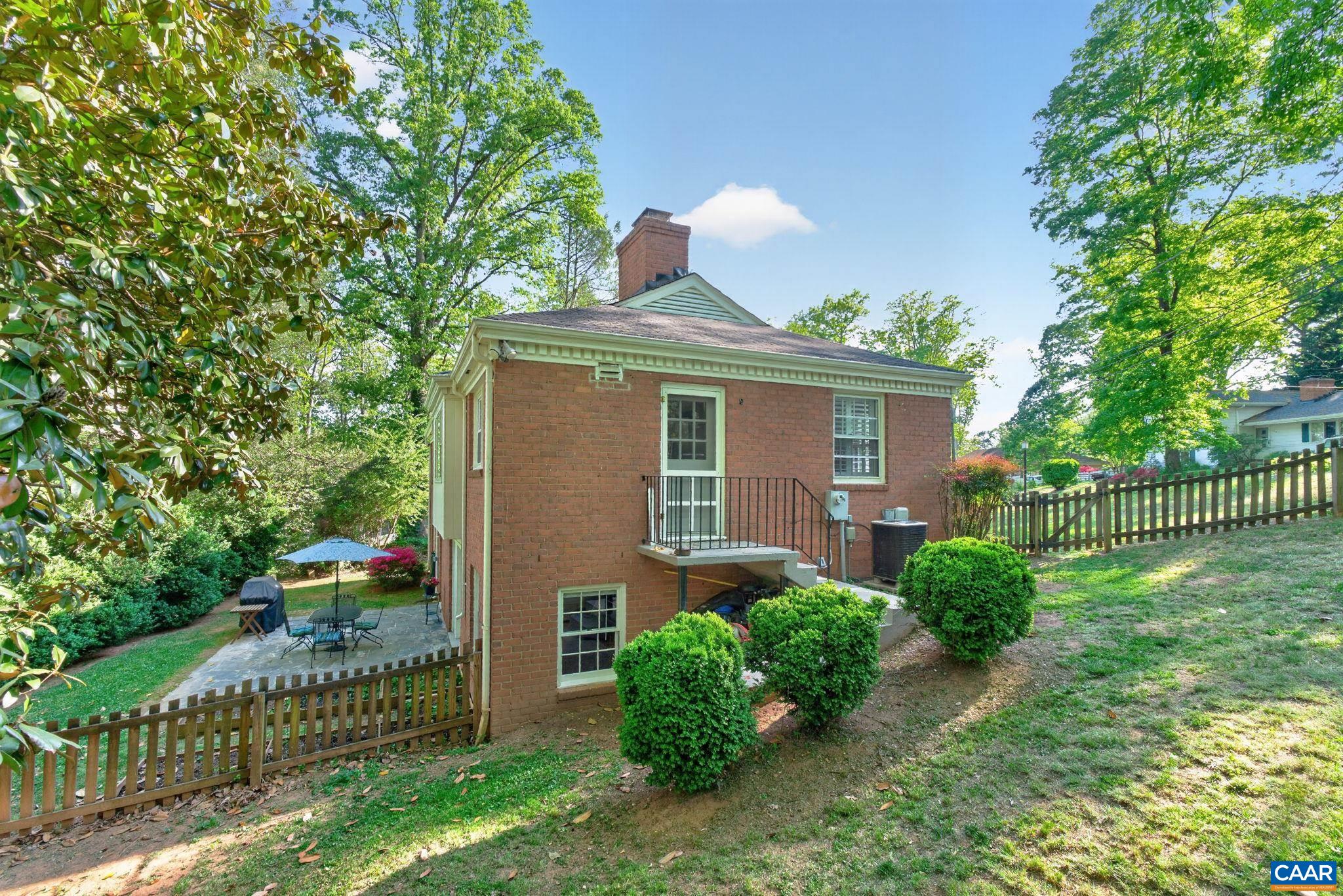 128 N BENNINGTON RD, CHARLOTTESVILLE, Virginia 22901, 4 Bedrooms Bedrooms, ,3 BathroomsBathrooms,Residential,128 N BENNINGTON RD,676052 MLS # 676052