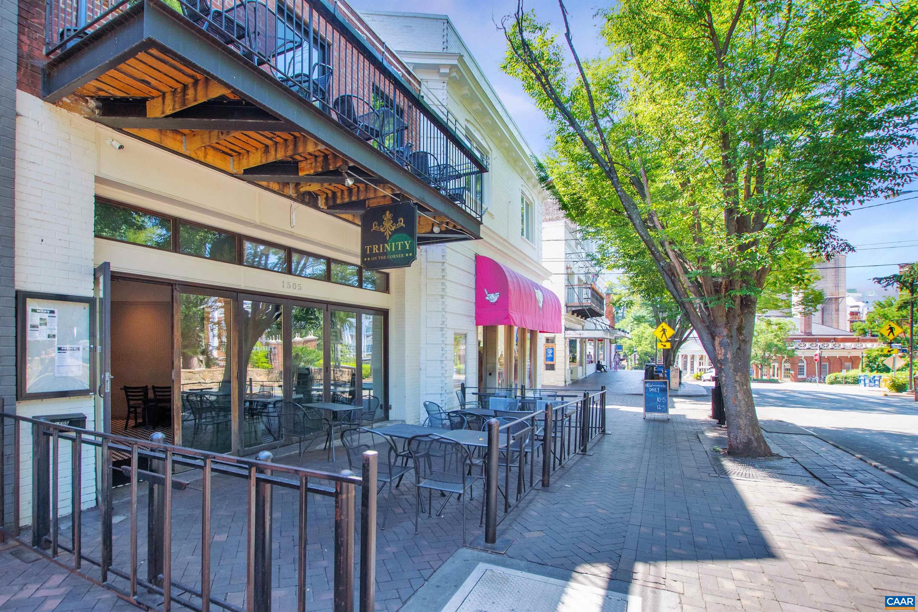 128 N BENNINGTON RD, CHARLOTTESVILLE, Virginia 22901, 4 Bedrooms Bedrooms, ,3 BathroomsBathrooms,Residential,128 N BENNINGTON RD,676052 MLS # 676052