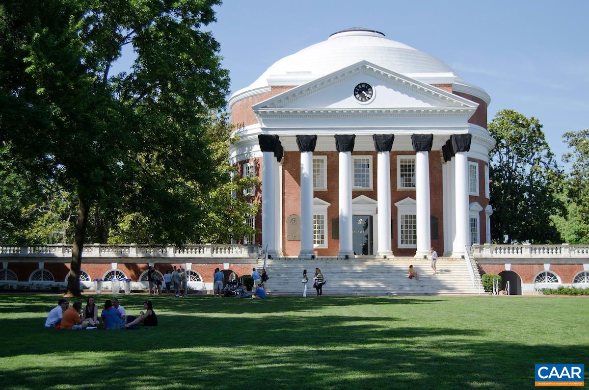 128 N BENNINGTON RD, CHARLOTTESVILLE, Virginia 22901, 4 Bedrooms Bedrooms, ,3 BathroomsBathrooms,Residential,128 N BENNINGTON RD,676052 MLS # 676052