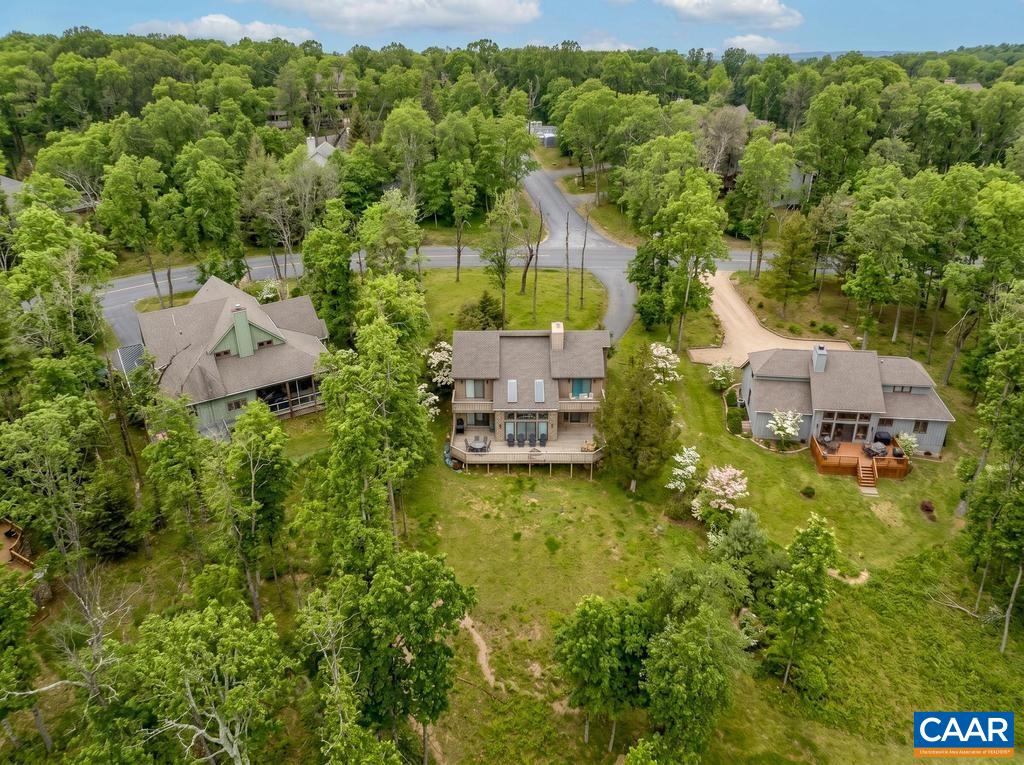 274 LAUREL SPRINGS DR, WINTERGREEN, Virginia 22967, 3 Bedrooms Bedrooms, ,3 BathroomsBathrooms,Residential,Pryors Camp 65,274 LAUREL SPRINGS DR,676091 MLS # 676091