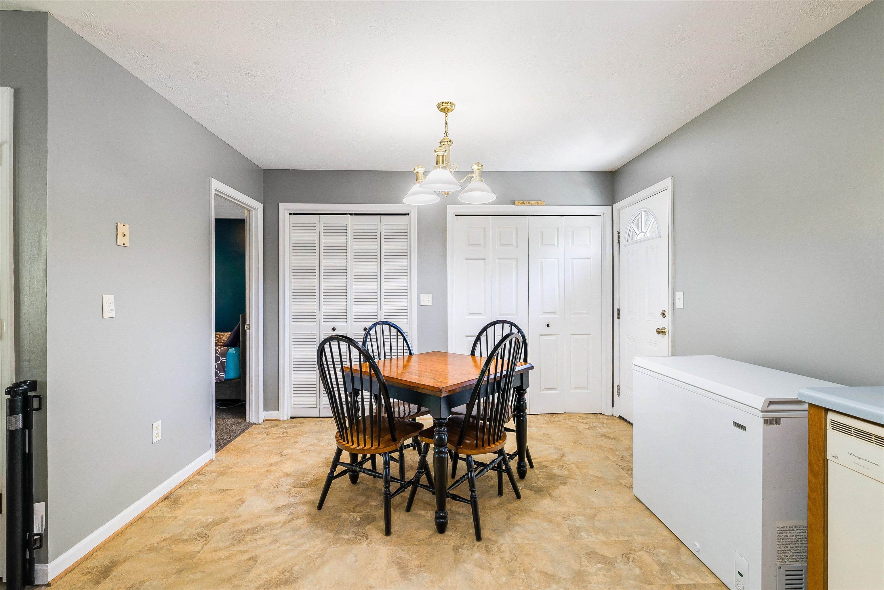 868 PATTON FARM RD, STUARTS DRAFT, Virginia 24477, 3 Bedrooms Bedrooms, ,2 BathroomsBathrooms,Residential,868 PATTON FARM RD,676152 MLS # 676152