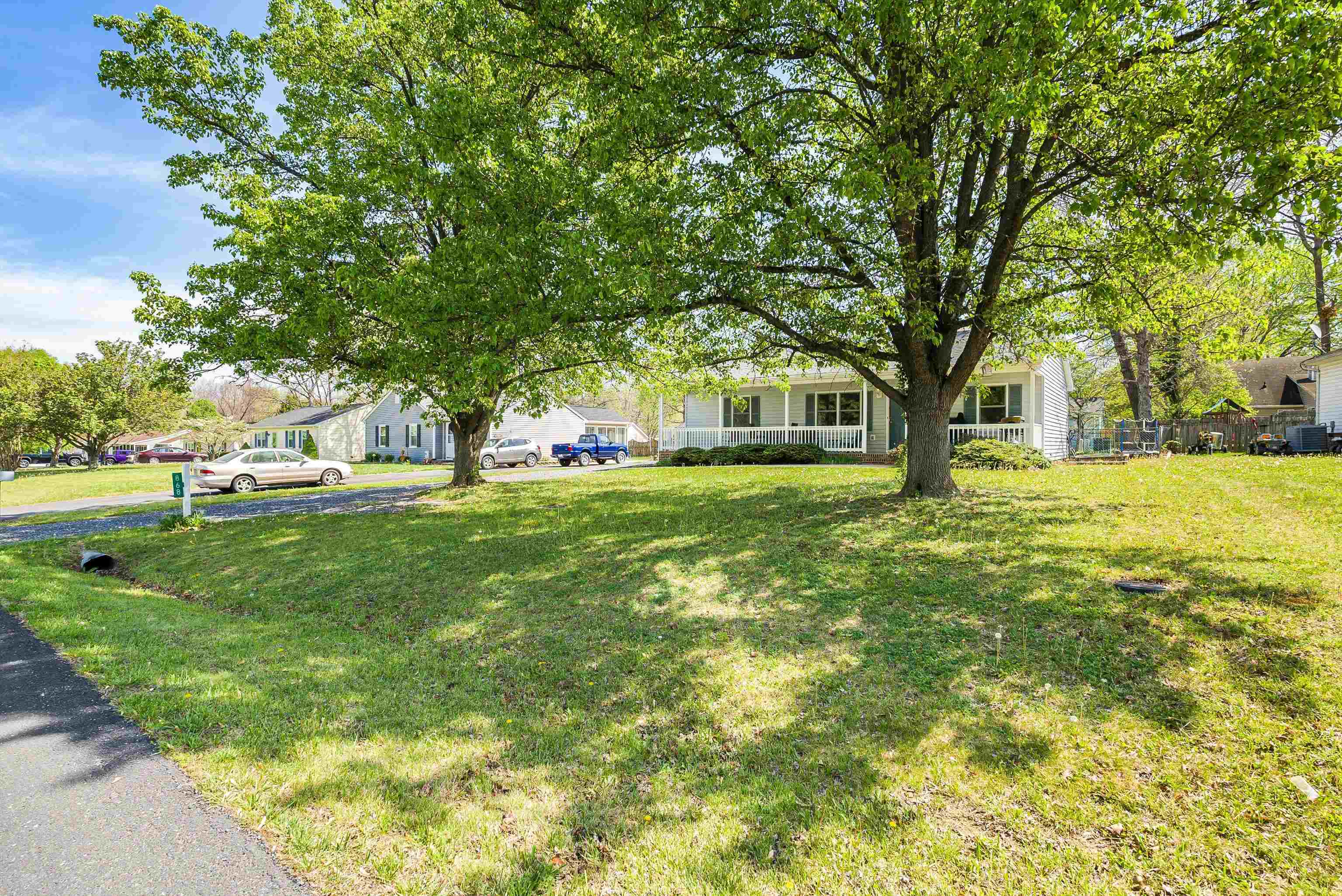 868 PATTON FARM RD, STUARTS DRAFT, Virginia 24477, 3 Bedrooms Bedrooms, ,2 BathroomsBathrooms,Residential,868 PATTON FARM RD,676152 MLS # 676152