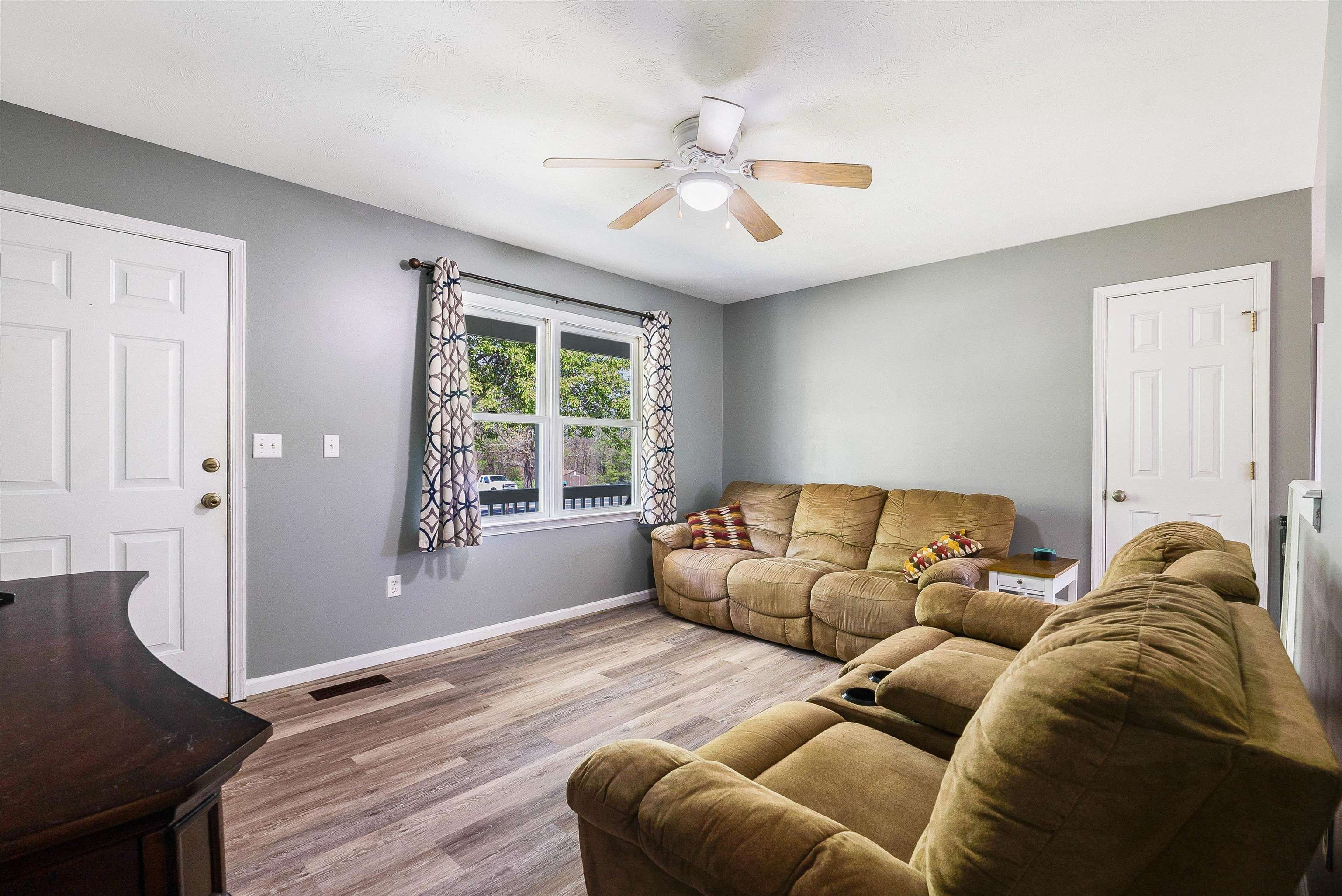 868 PATTON FARM RD, STUARTS DRAFT, Virginia 24477, 3 Bedrooms Bedrooms, ,2 BathroomsBathrooms,Residential,868 PATTON FARM RD,676152 MLS # 676152