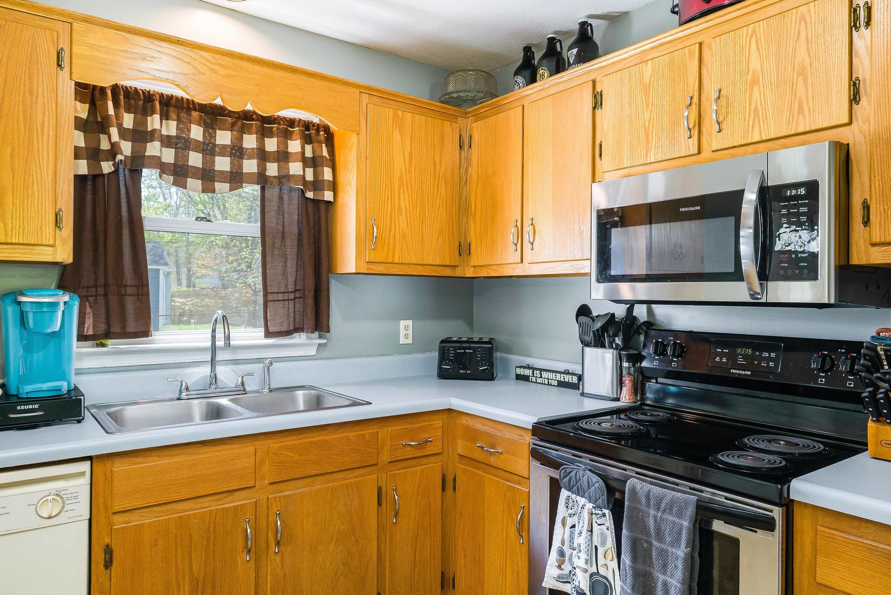 868 PATTON FARM RD, STUARTS DRAFT, Virginia 24477, 3 Bedrooms Bedrooms, ,2 BathroomsBathrooms,Residential,868 PATTON FARM RD,676152 MLS # 676152