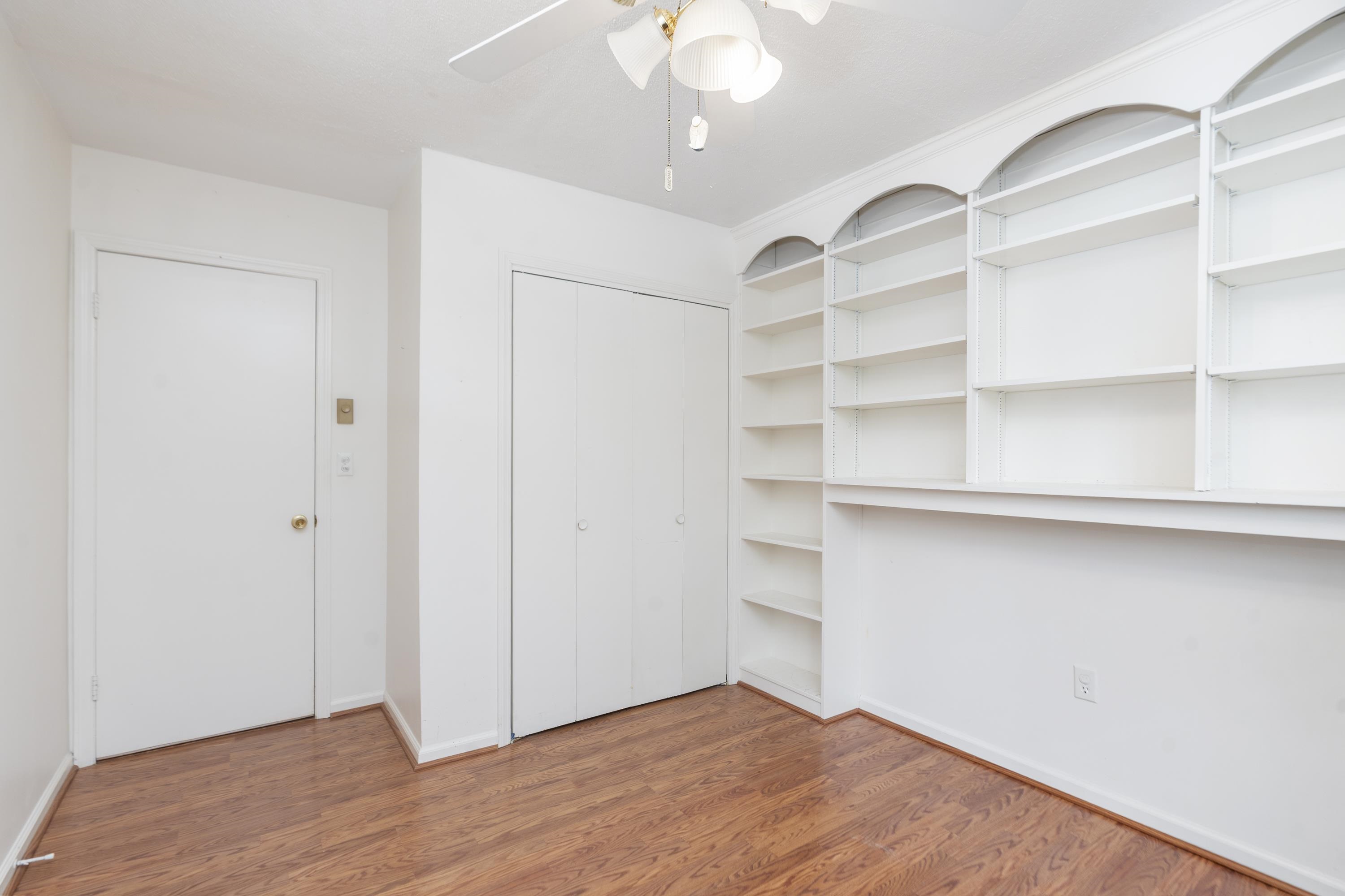 56 IDLEWOOD BLVD, STAUNTON, Virginia 24401, 4 Bedrooms Bedrooms, ,2 BathroomsBathrooms,Residential,56 IDLEWOOD BLVD,676153 MLS # 676153