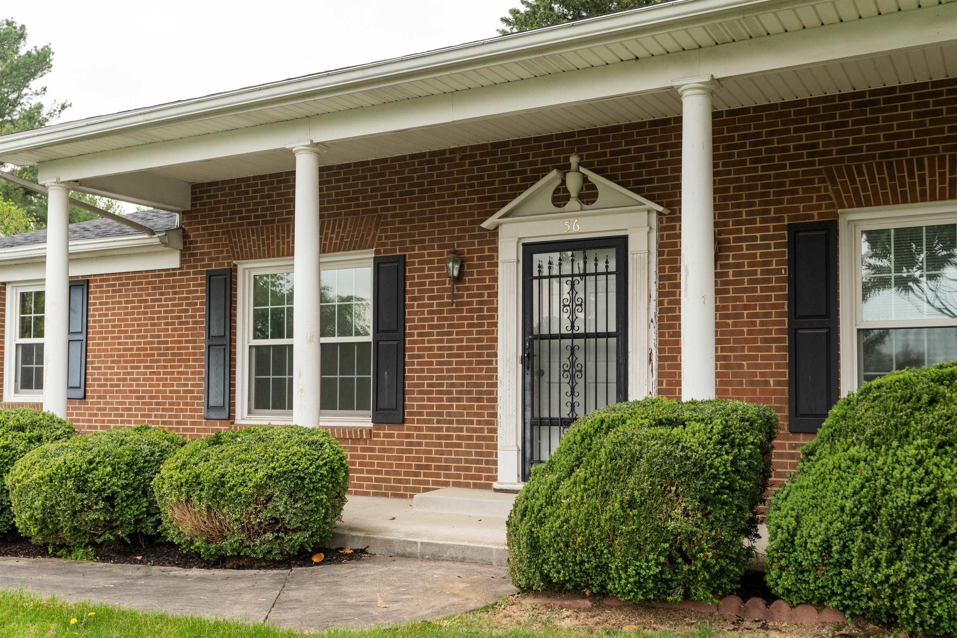 56 IDLEWOOD BLVD, STAUNTON, Virginia 24401, 4 Bedrooms Bedrooms, ,2 BathroomsBathrooms,Residential,56 IDLEWOOD BLVD,676153 MLS # 676153