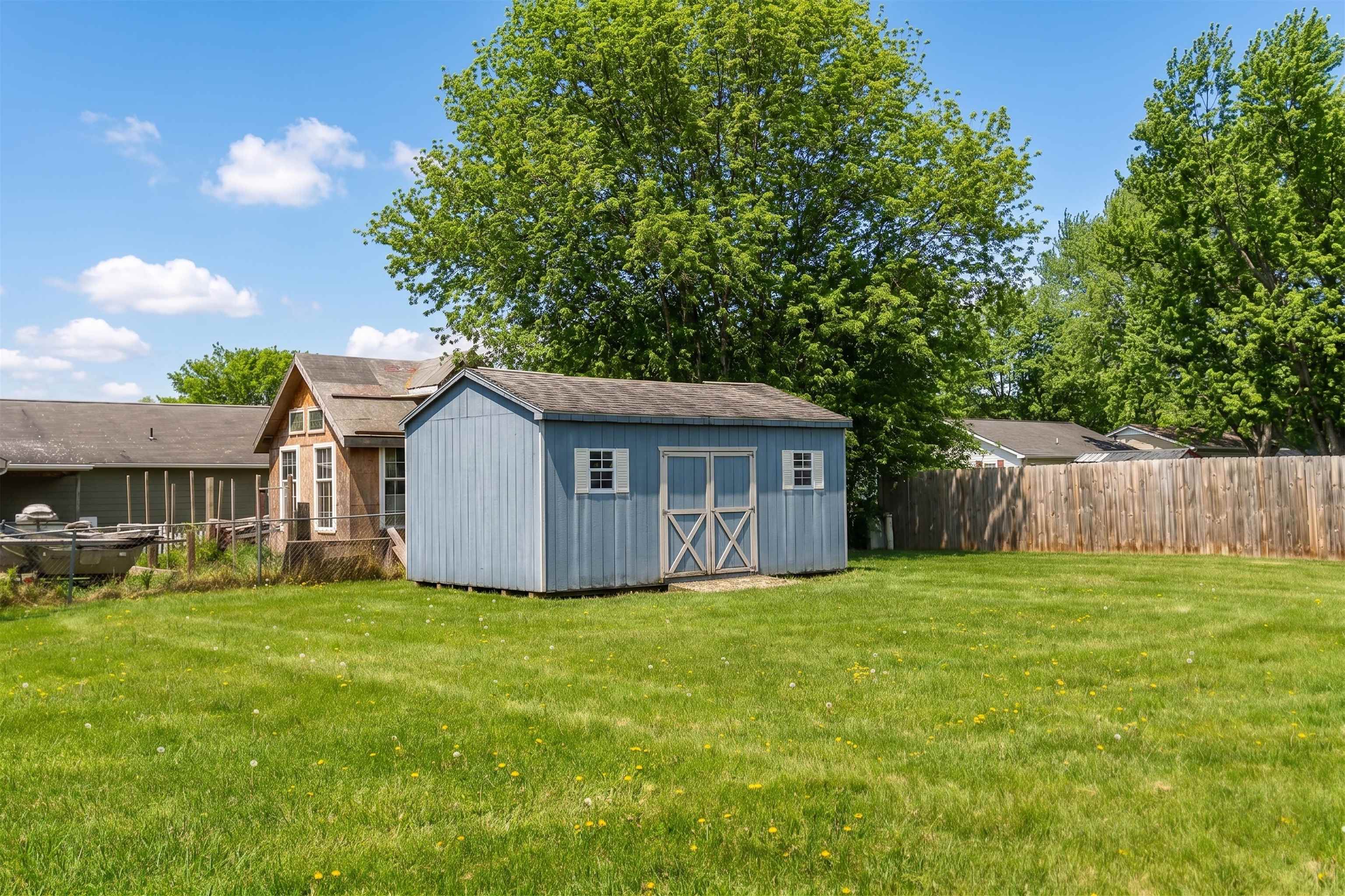 56 IDLEWOOD BLVD, STAUNTON, Virginia 24401, 4 Bedrooms Bedrooms, ,2 BathroomsBathrooms,Residential,56 IDLEWOOD BLVD,676153 MLS # 676153