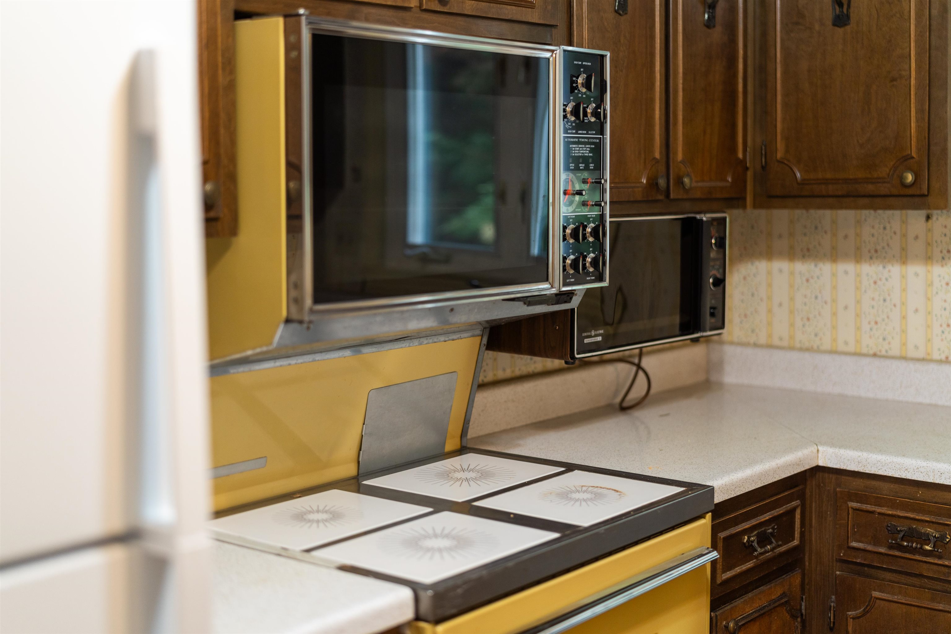 56 IDLEWOOD BLVD, STAUNTON, Virginia 24401, 4 Bedrooms Bedrooms, ,2 BathroomsBathrooms,Residential,56 IDLEWOOD BLVD,676153 MLS # 676153