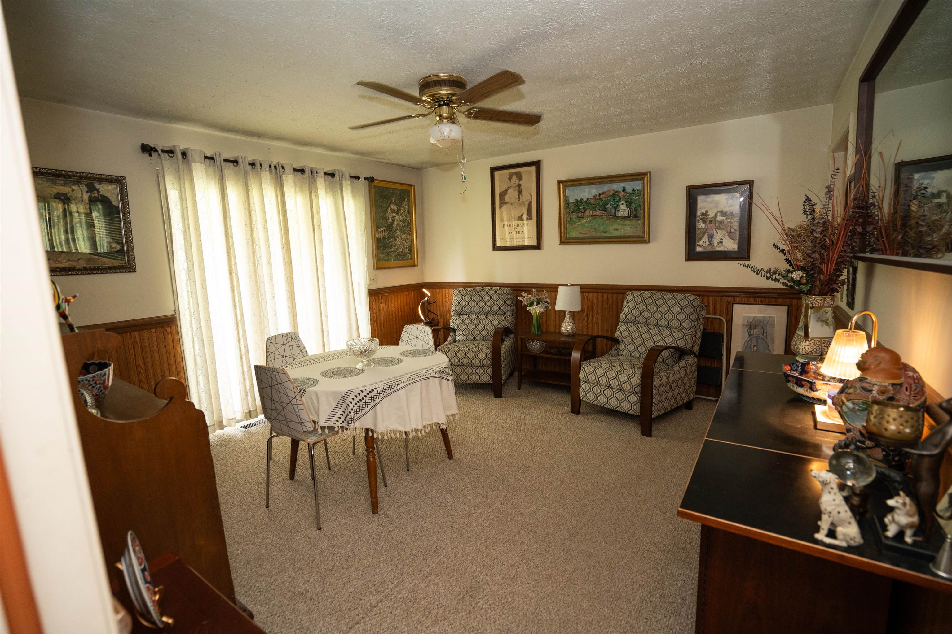 9839 MASSANUTTEN AVE, NEW MARKET, Virginia 22844, 4 Bedrooms Bedrooms, ,2 BathroomsBathrooms,Residential,9839 MASSANUTTEN AVE,676154 MLS # 676154