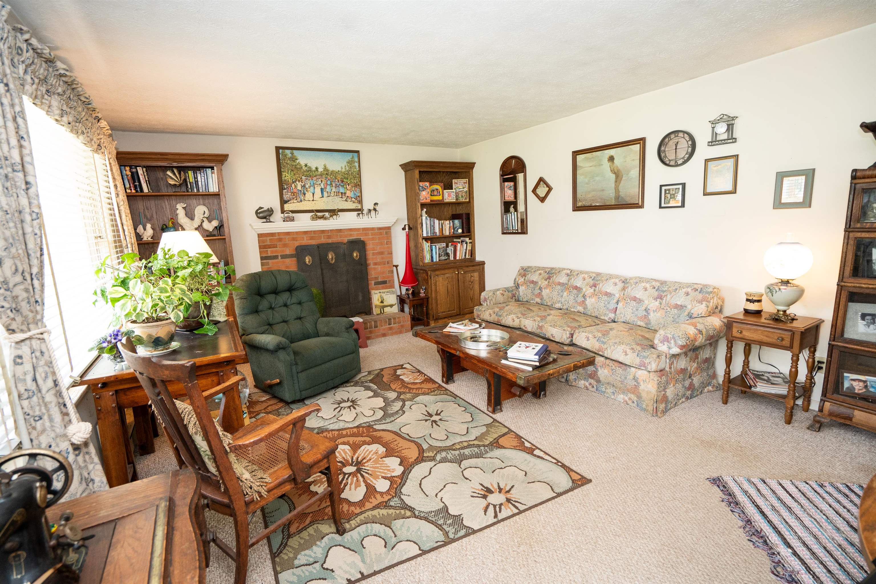 9839 MASSANUTTEN AVE, NEW MARKET, Virginia 22844, 4 Bedrooms Bedrooms, ,2 BathroomsBathrooms,Residential,9839 MASSANUTTEN AVE,676154 MLS # 676154