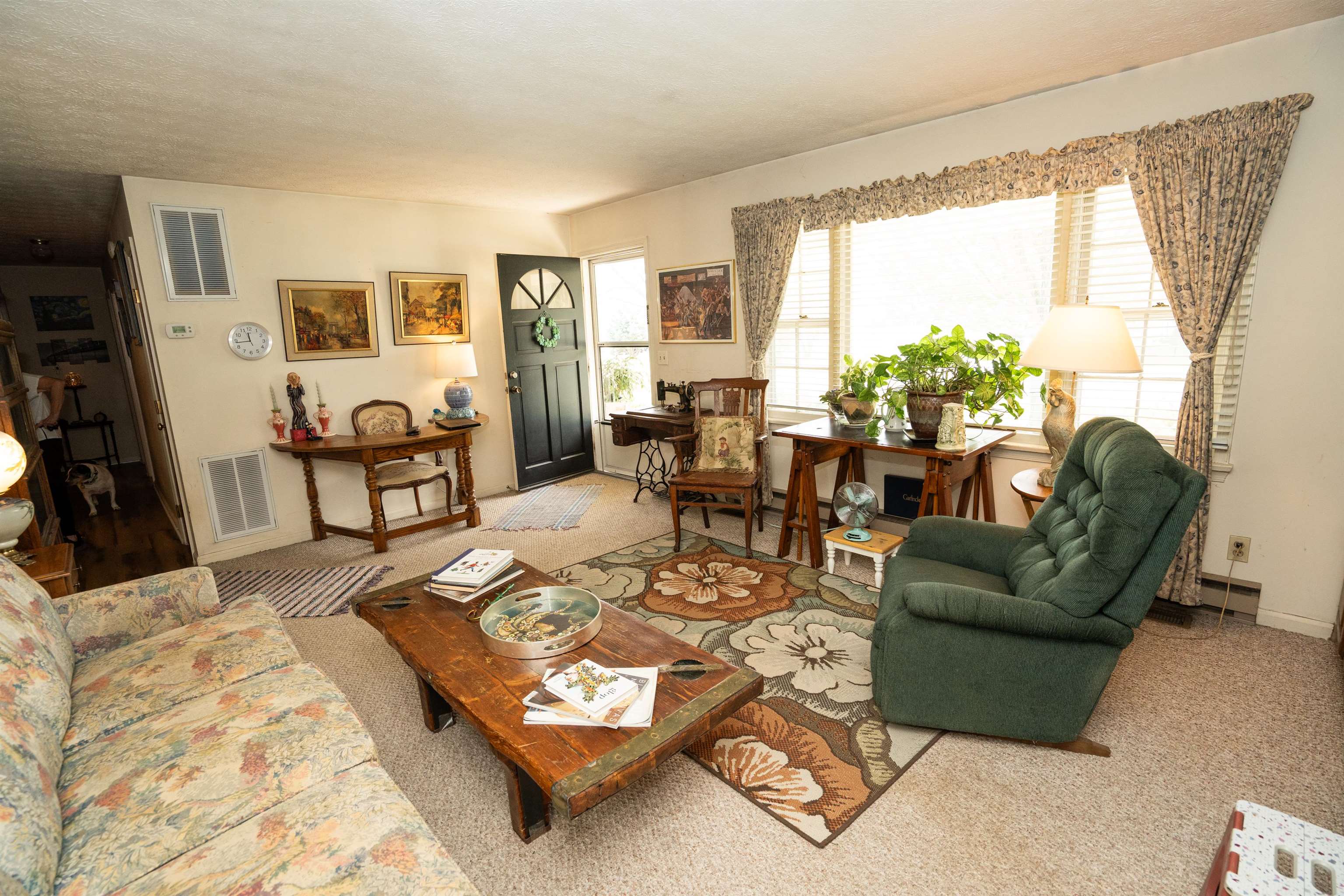 9839 MASSANUTTEN AVE, NEW MARKET, Virginia 22844, 4 Bedrooms Bedrooms, ,2 BathroomsBathrooms,Residential,9839 MASSANUTTEN AVE,676154 MLS # 676154