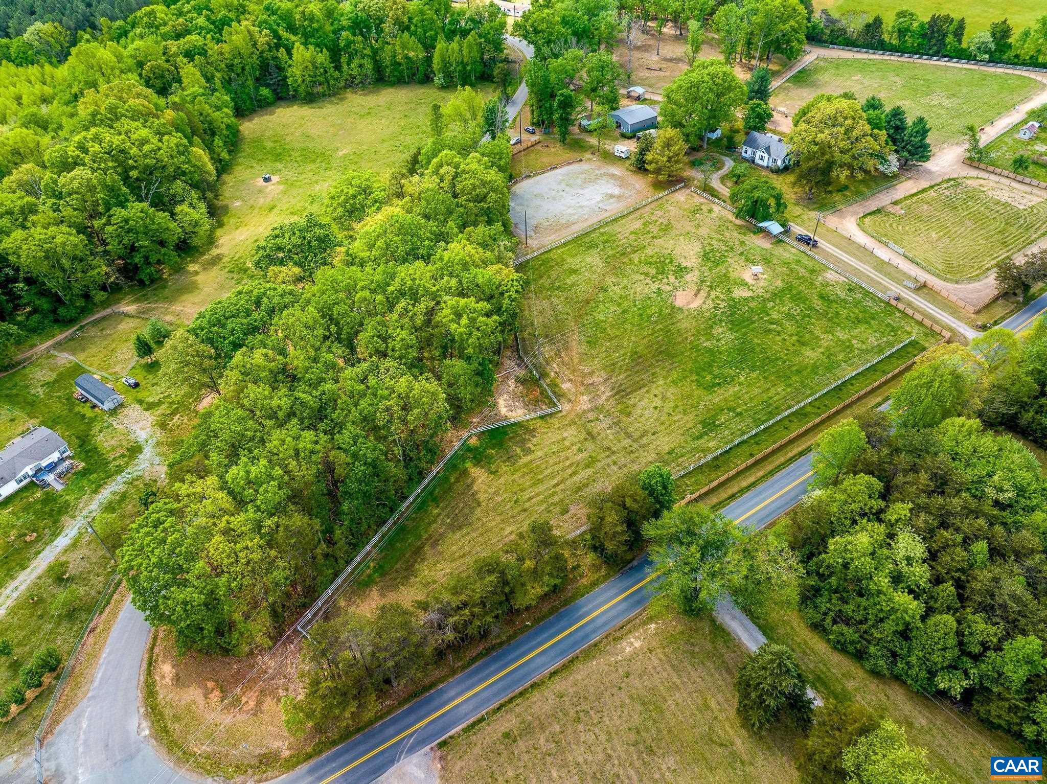 12500 SHANNON HILL RD, LOUISA, Virginia 23093, 3 Bedrooms Bedrooms, ,2 BathroomsBathrooms,Residential,12500 SHANNON HILL RD,676155 MLS # 676155