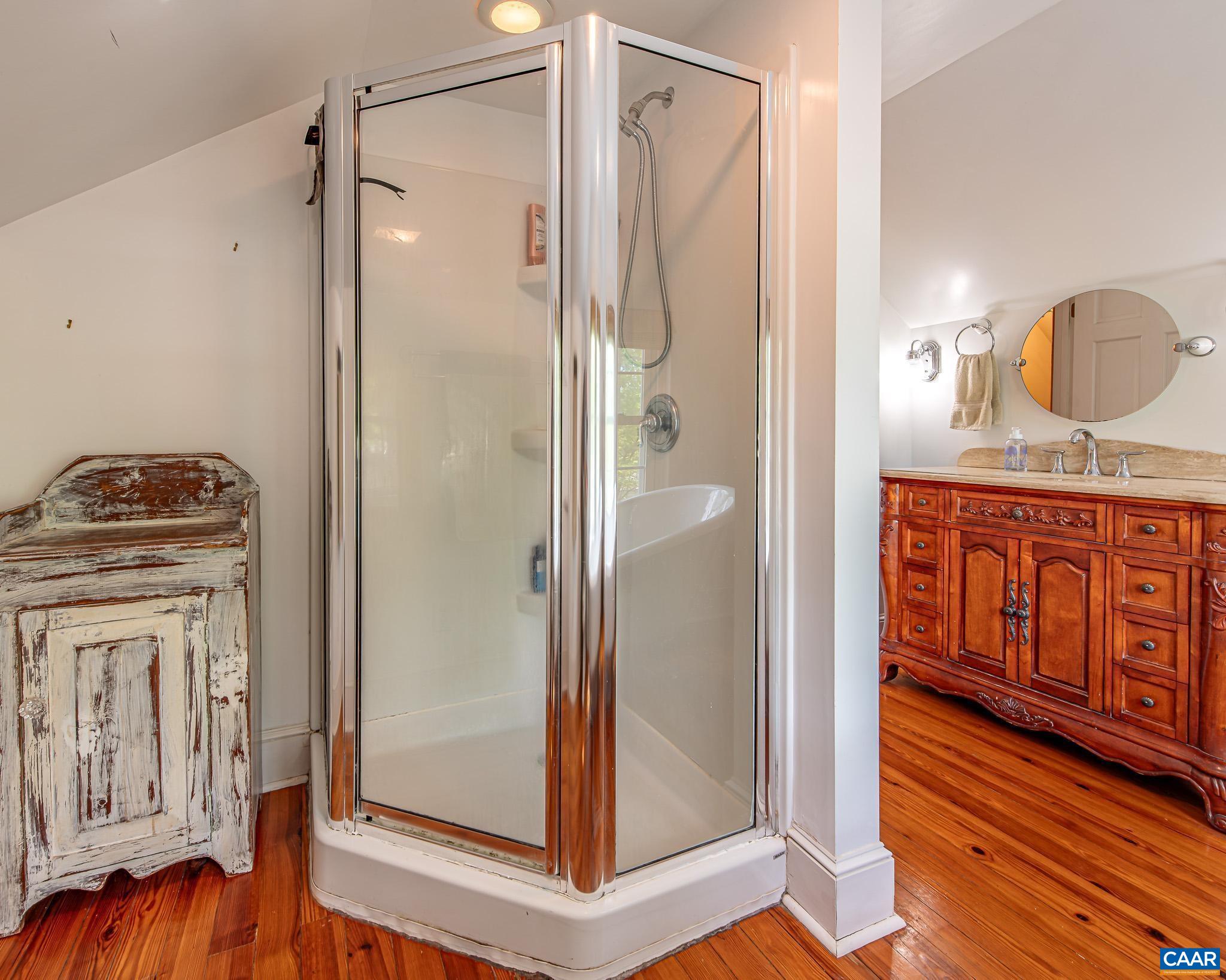 12500 SHANNON HILL RD, LOUISA, Virginia 23093, 3 Bedrooms Bedrooms, ,2 BathroomsBathrooms,Residential,12500 SHANNON HILL RD,676155 MLS # 676155