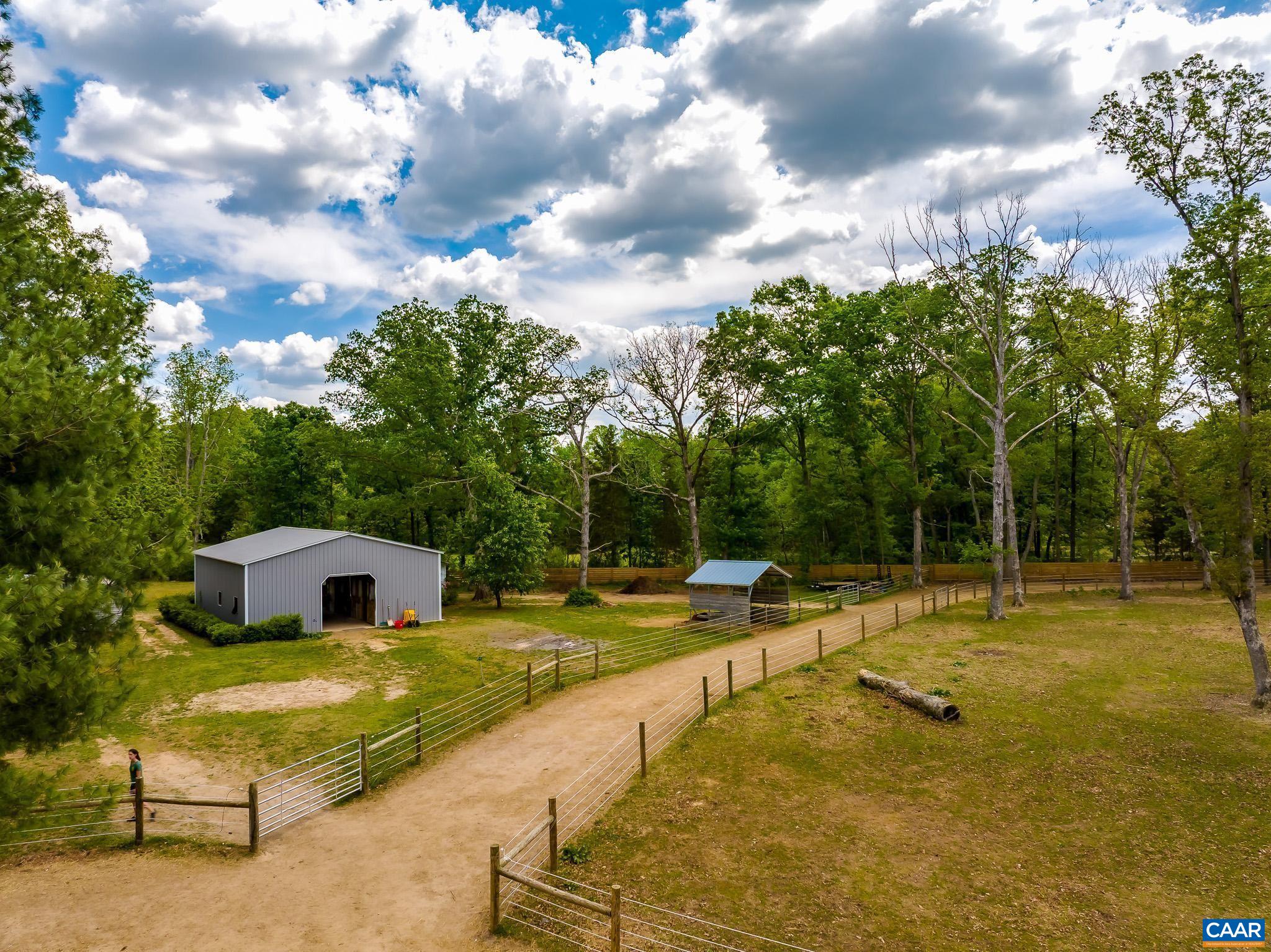 12500 SHANNON HILL RD, LOUISA, Virginia 23093, 3 Bedrooms Bedrooms, ,2 BathroomsBathrooms,Residential,12500 SHANNON HILL RD,676155 MLS # 676155