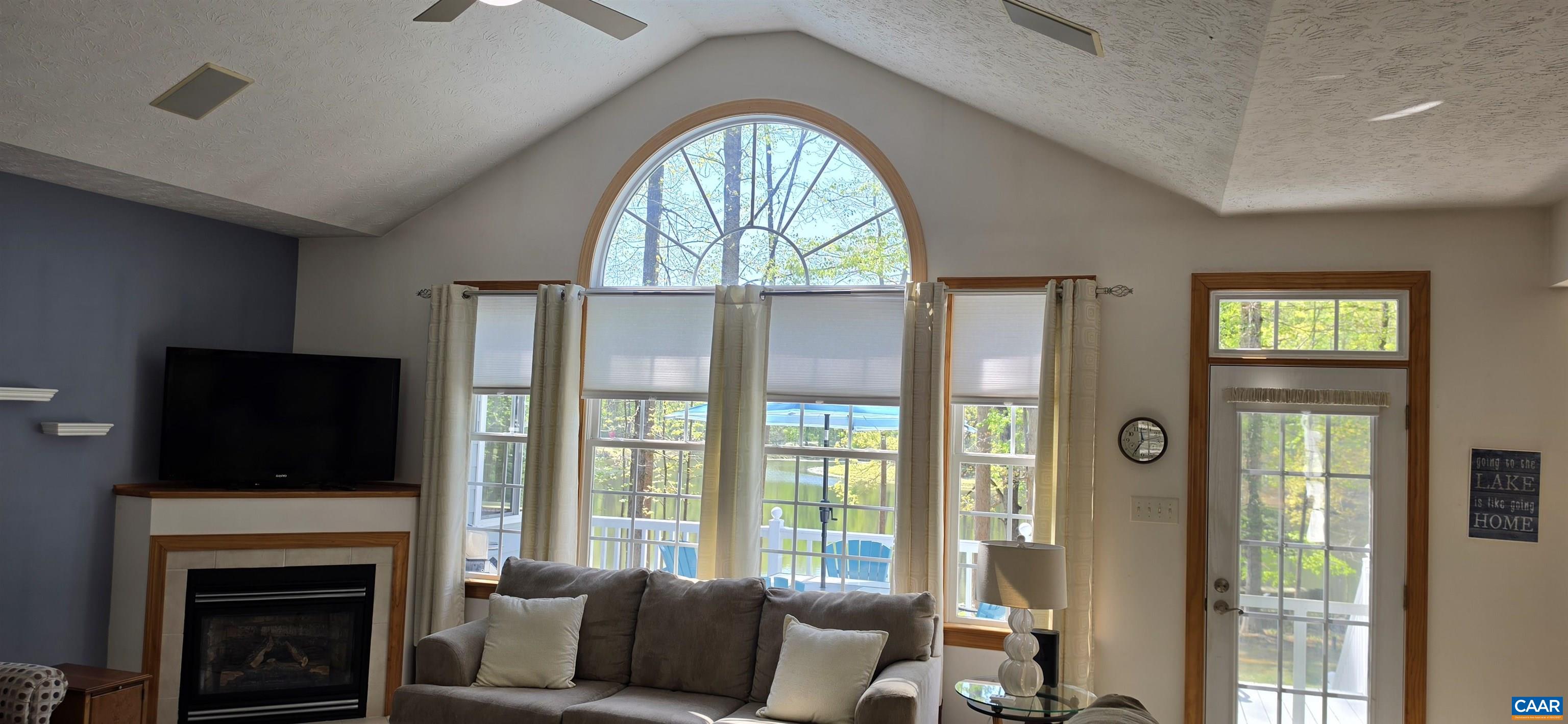 4410 WINDSOR LAKE DR, LOUISA, Virginia 23093, 3 Bedrooms Bedrooms, ,2 BathroomsBathrooms,Residential,4410 WINDSOR LAKE DR,676156 MLS # 676156