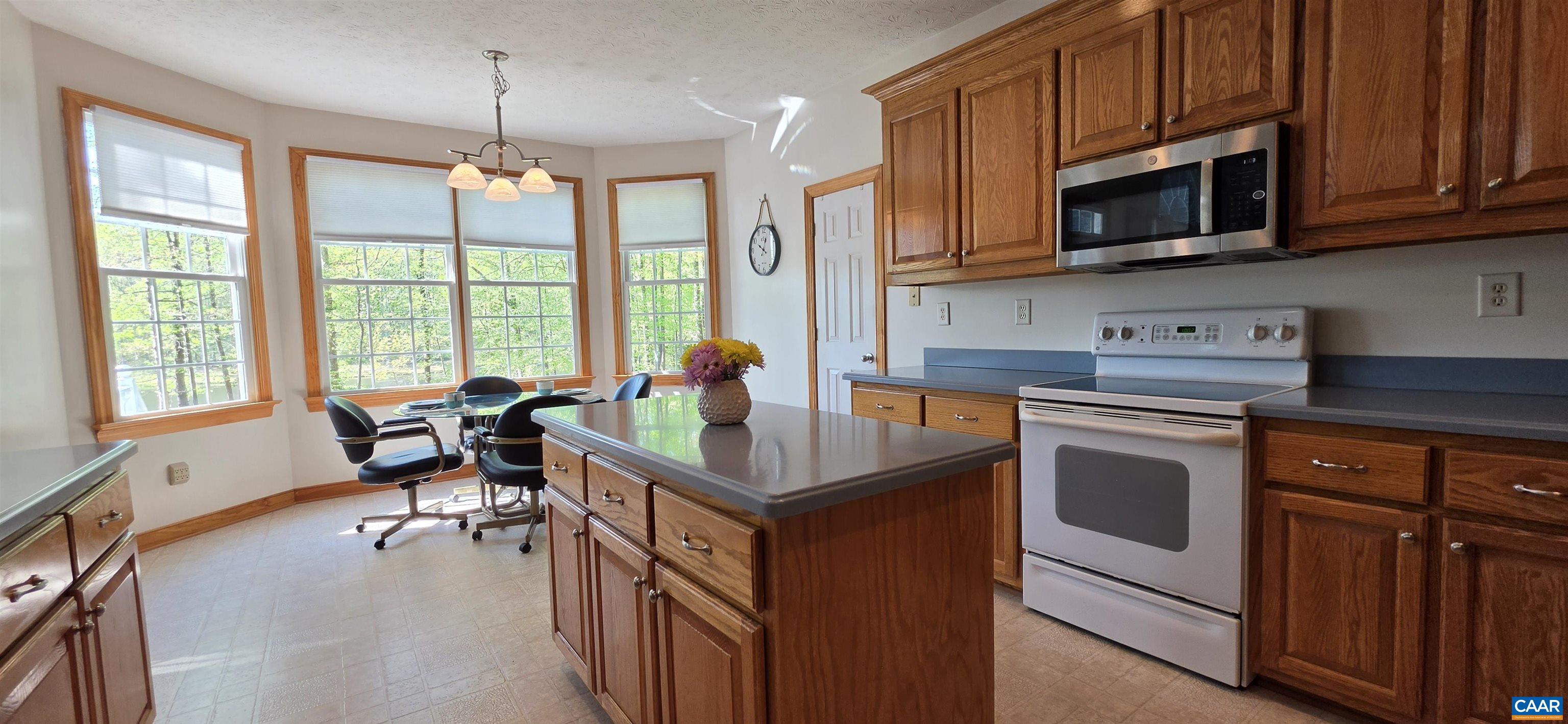 4410 WINDSOR LAKE DR, LOUISA, Virginia 23093, 3 Bedrooms Bedrooms, ,2 BathroomsBathrooms,Residential,4410 WINDSOR LAKE DR,676156 MLS # 676156