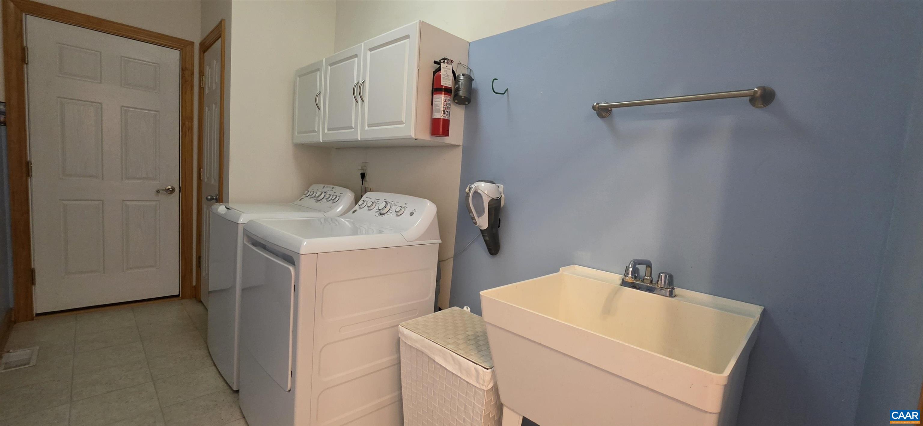 4410 WINDSOR LAKE DR, LOUISA, Virginia 23093, 3 Bedrooms Bedrooms, ,2 BathroomsBathrooms,Residential,4410 WINDSOR LAKE DR,676156 MLS # 676156