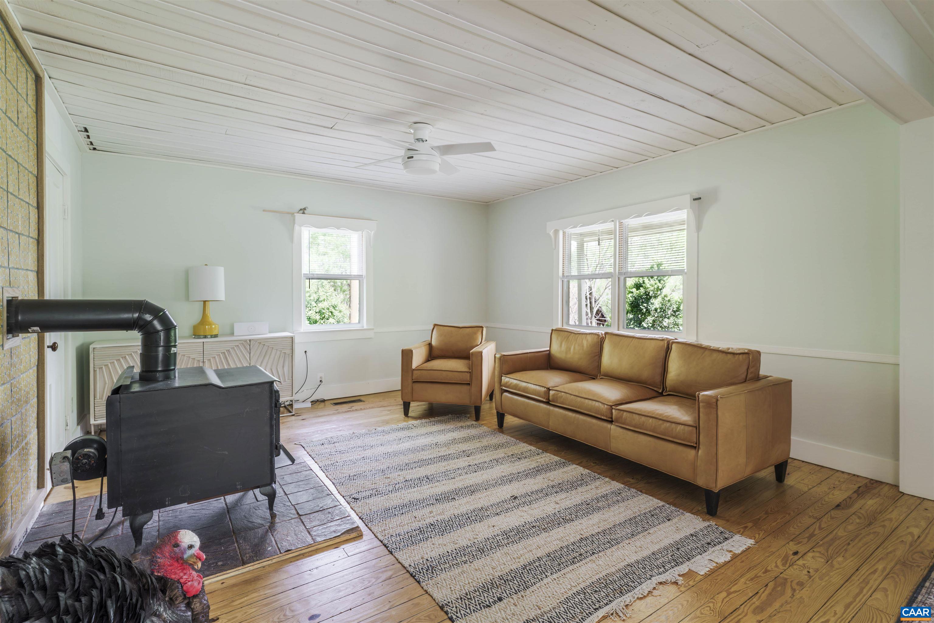 3898 VINEYARD RD, BARBOURSVILLE, Virginia 22923, 3 Bedrooms Bedrooms, ,3 BathroomsBathrooms,Residential,Aviary Hill - Country Cottage small farm perfectio,3898 VINEYARD RD,676159 MLS # 676159