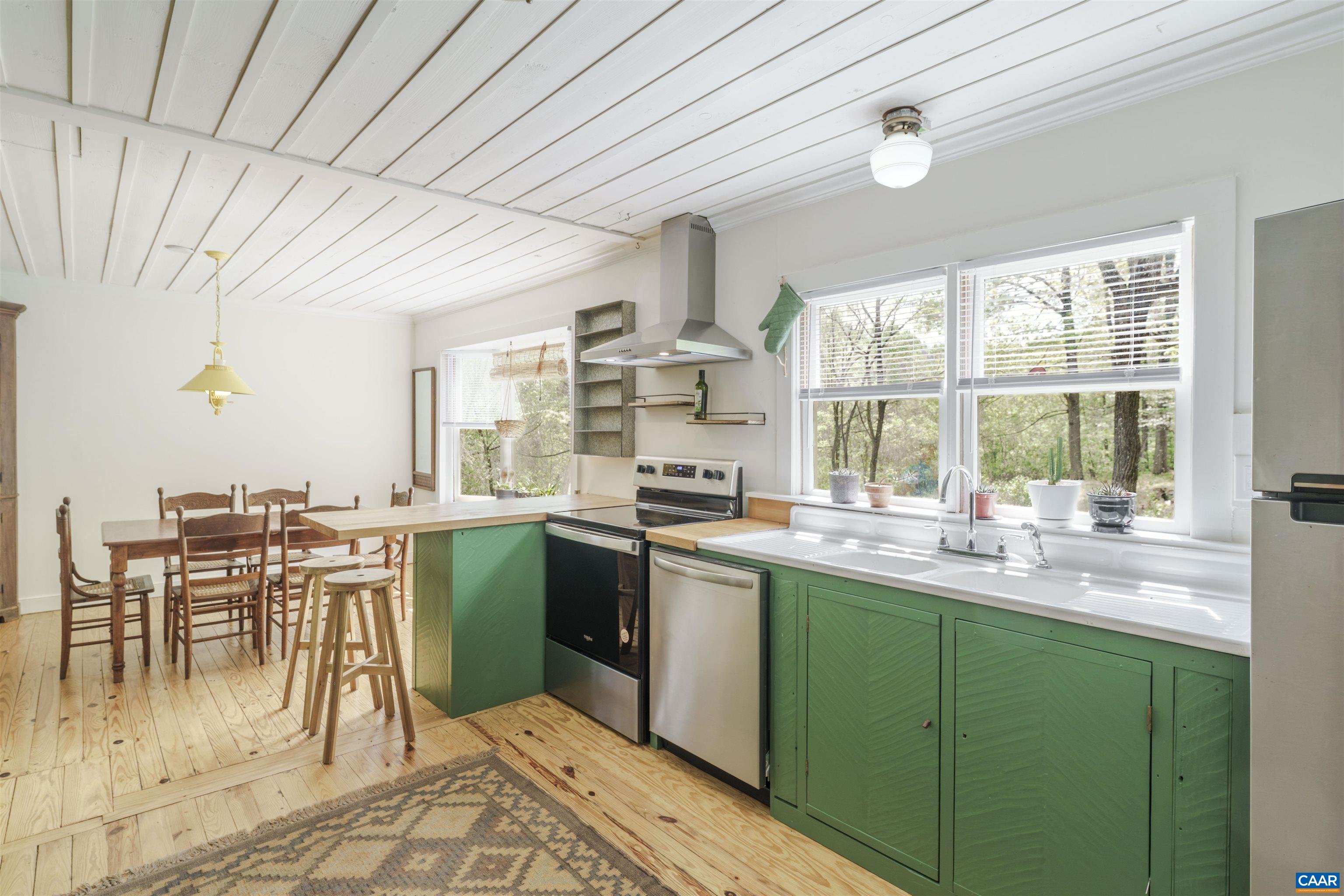 3898 VINEYARD RD, BARBOURSVILLE, Virginia 22923, 3 Bedrooms Bedrooms, ,3 BathroomsBathrooms,Residential,Aviary Hill - Country Cottage small farm perfectio,3898 VINEYARD RD,676159 MLS # 676159