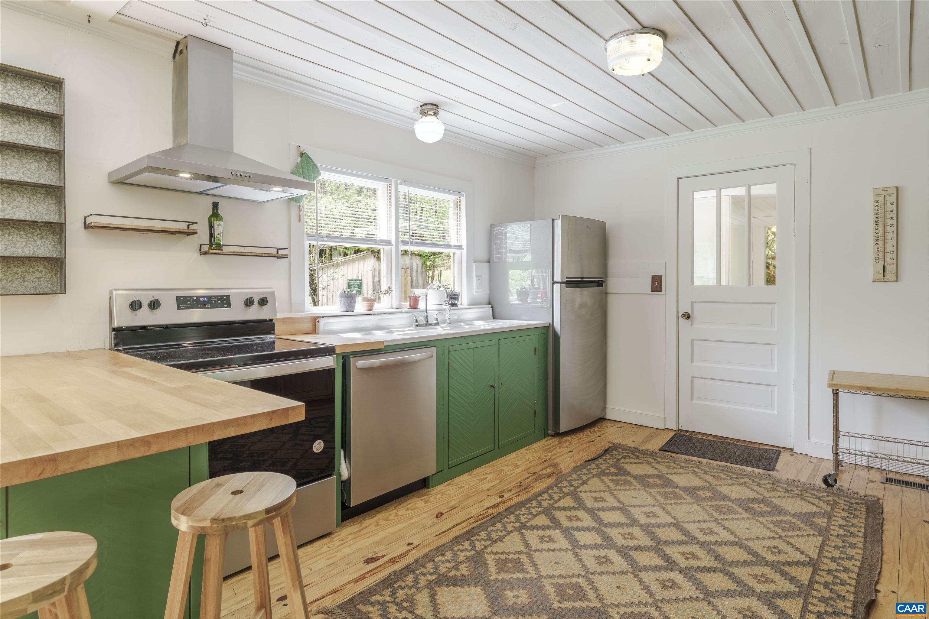 3898 VINEYARD RD, BARBOURSVILLE, Virginia 22923, 3 Bedrooms Bedrooms, ,3 BathroomsBathrooms,Residential,Aviary Hill - Country Cottage small farm perfectio,3898 VINEYARD RD,676159 MLS # 676159