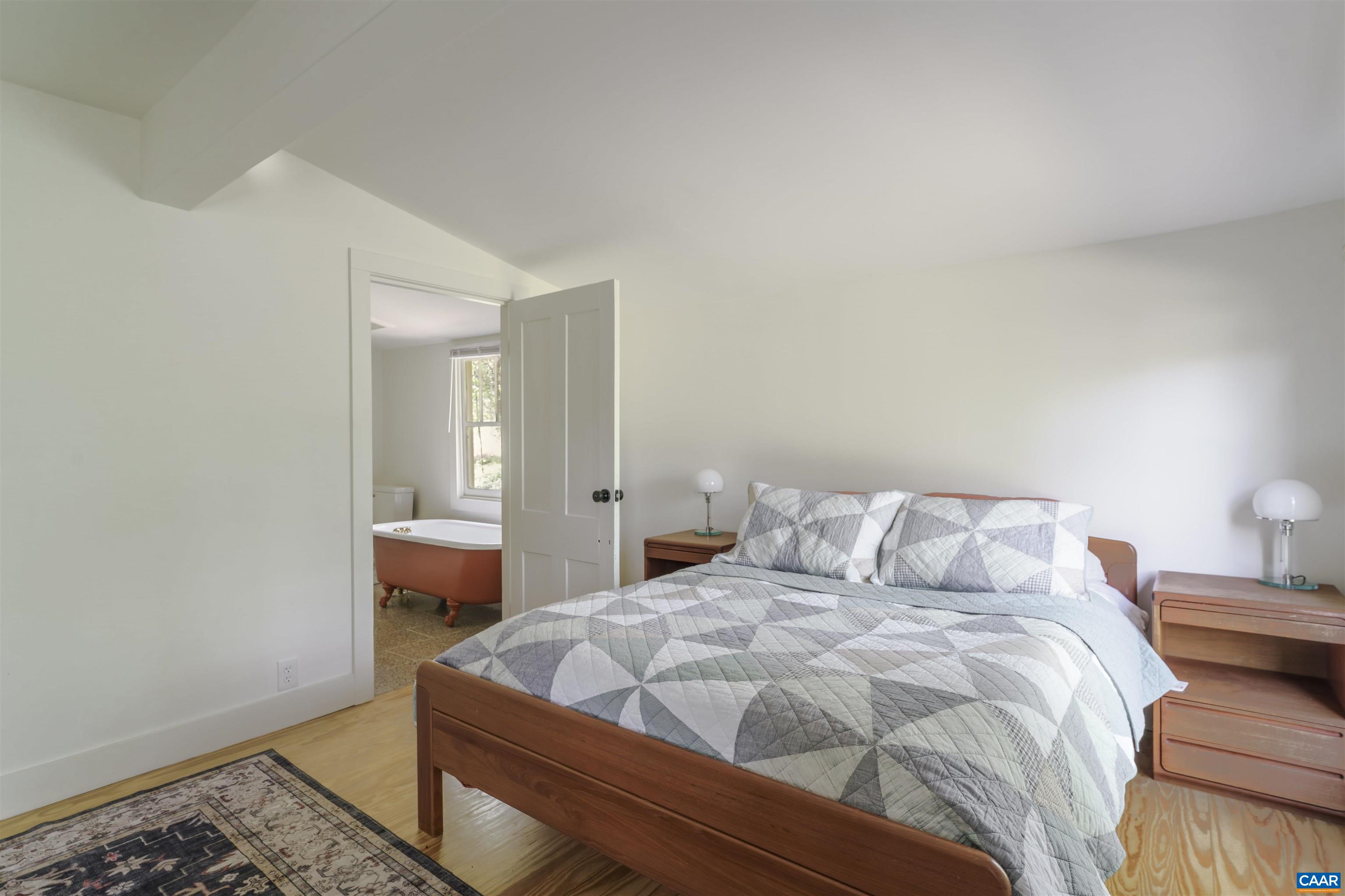 3898 VINEYARD RD, BARBOURSVILLE, Virginia 22923, 3 Bedrooms Bedrooms, ,3 BathroomsBathrooms,Residential,Aviary Hill - Country Cottage small farm perfectio,3898 VINEYARD RD,676159 MLS # 676159