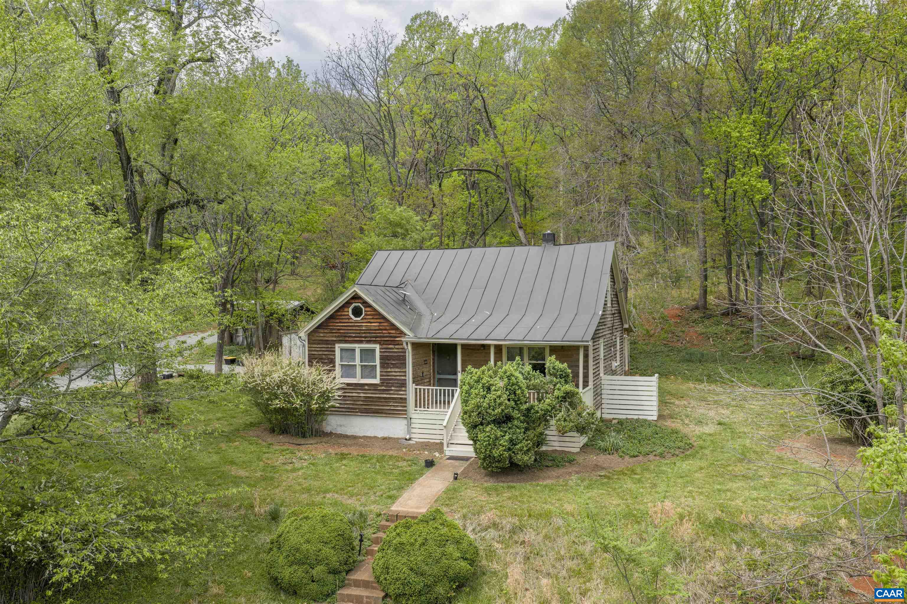 3898 VINEYARD RD, BARBOURSVILLE, Virginia 22923, 3 Bedrooms Bedrooms, ,3 BathroomsBathrooms,Residential,Aviary Hill - Country Cottage small farm perfectio,3898 VINEYARD RD,676159 MLS # 676159