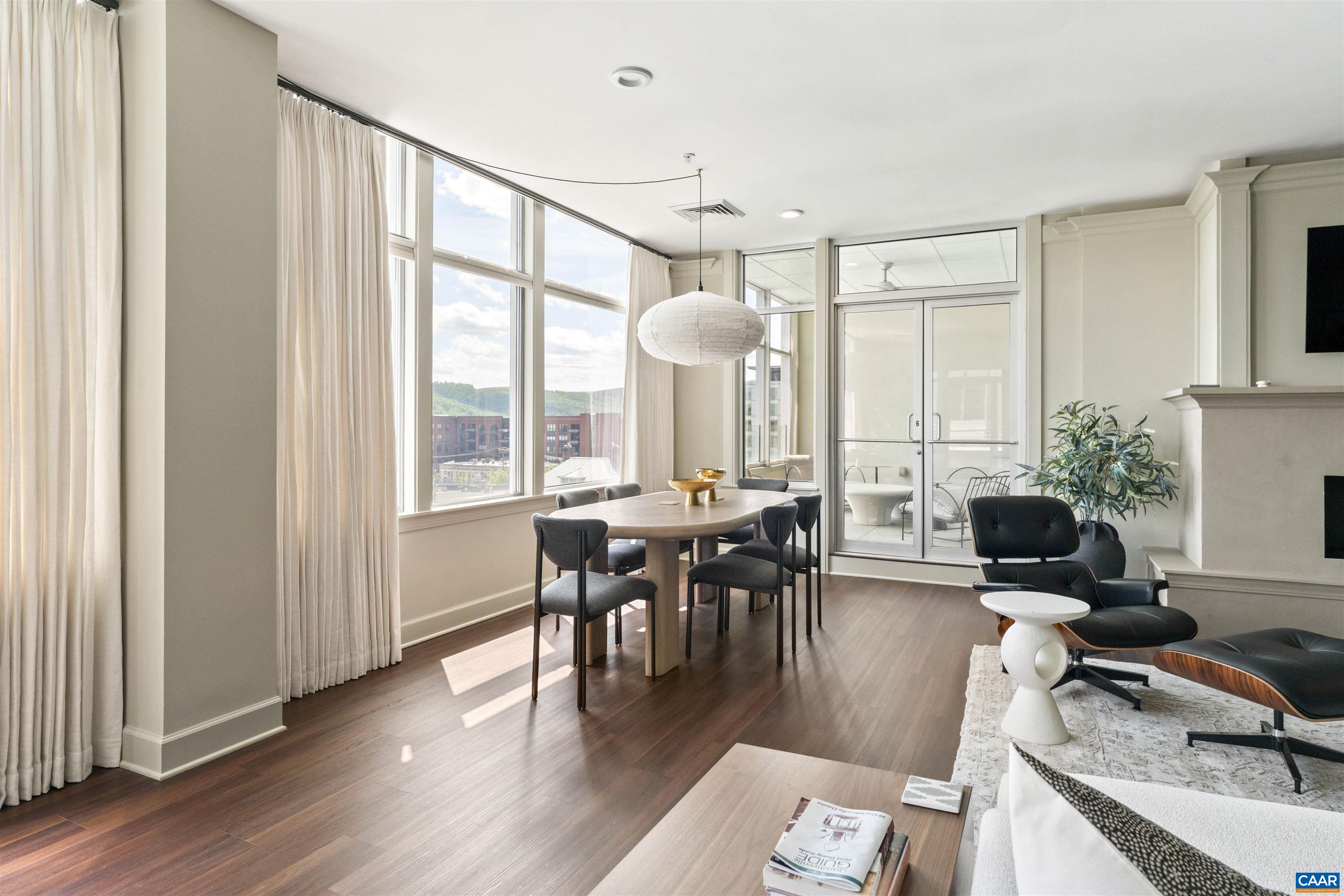 218 W WATER ST, CHARLOTTESVILLE, Virginia 22902, 2 Bedrooms Bedrooms, ,2 BathroomsBathrooms,Residential,218 W WATER ST,676162 MLS # 676162