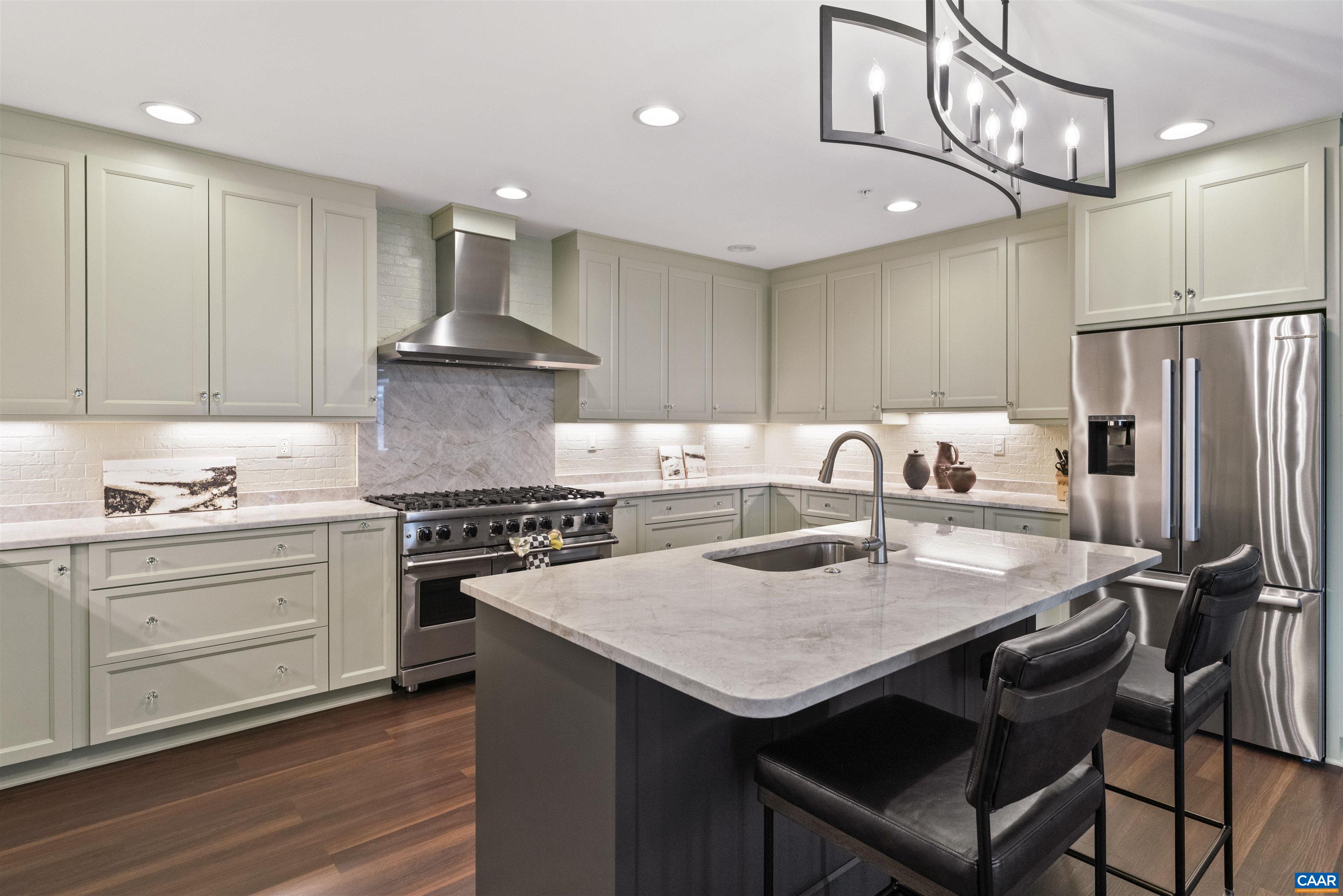 218 W WATER ST, CHARLOTTESVILLE, Virginia 22902, 2 Bedrooms Bedrooms, ,2 BathroomsBathrooms,Residential,218 W WATER ST,676162 MLS # 676162