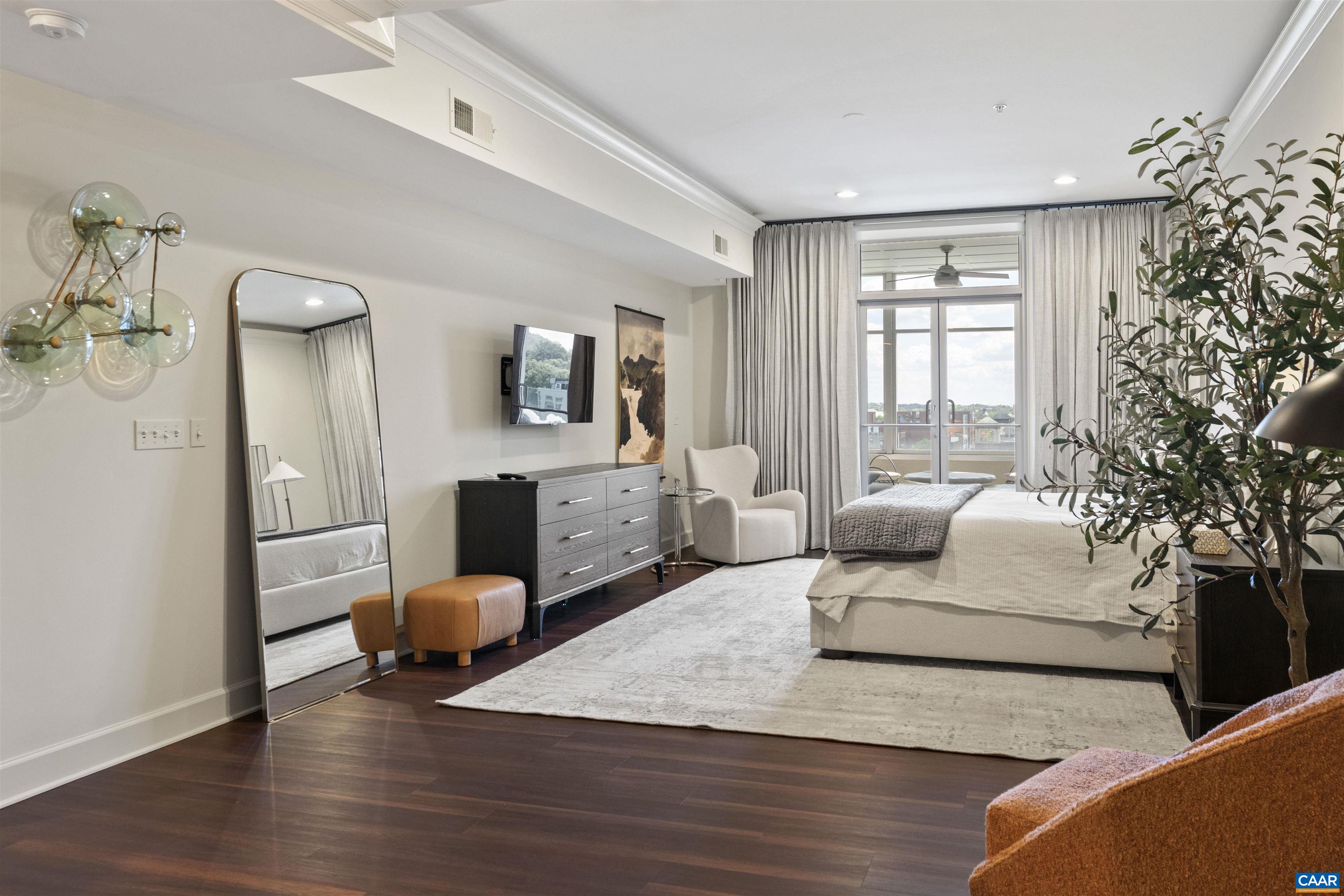 218 W WATER ST, CHARLOTTESVILLE, Virginia 22902, 2 Bedrooms Bedrooms, ,2 BathroomsBathrooms,Residential,218 W WATER ST,676162 MLS # 676162