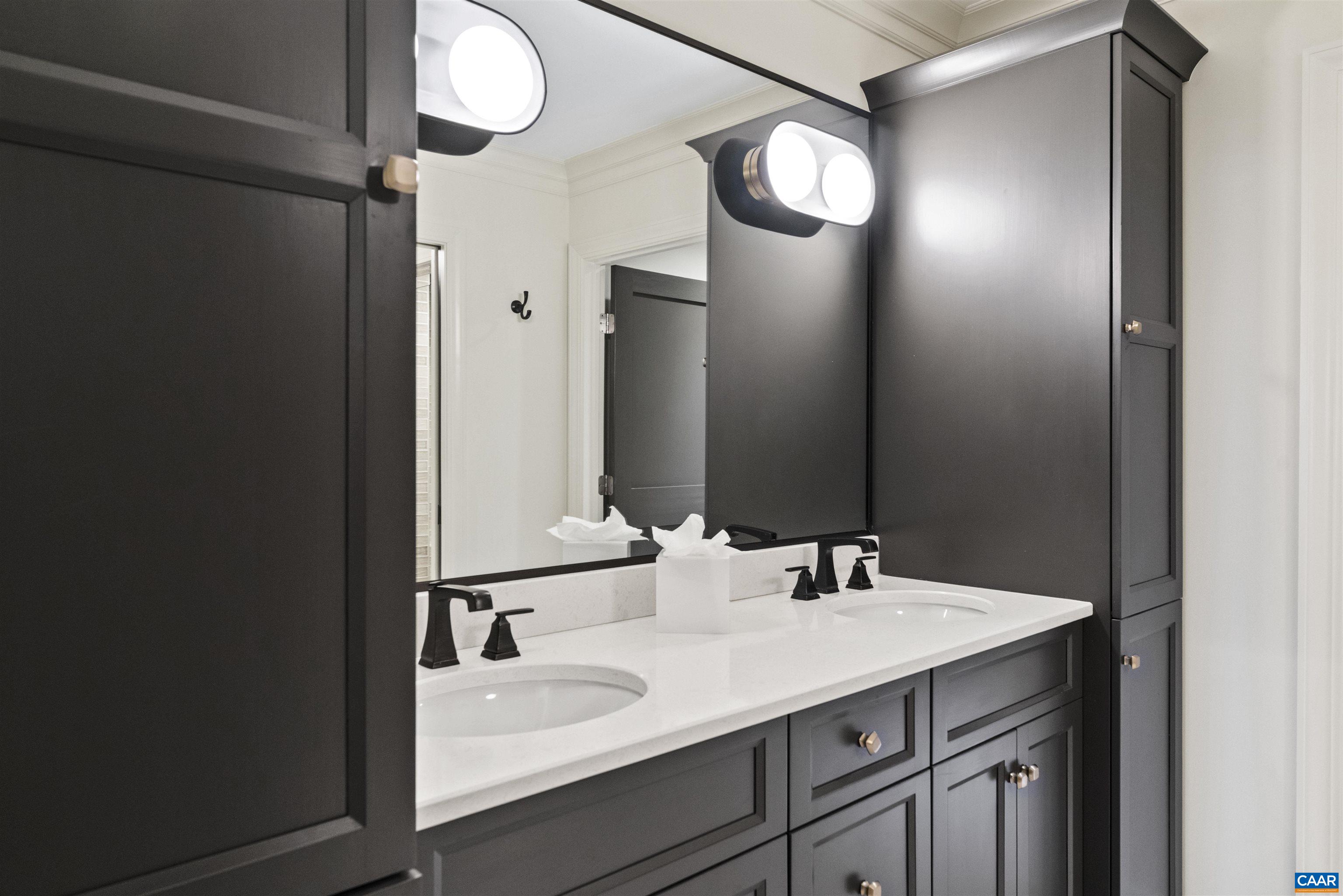 218 W WATER ST, CHARLOTTESVILLE, Virginia 22902, 2 Bedrooms Bedrooms, ,2 BathroomsBathrooms,Residential,218 W WATER ST,676162 MLS # 676162