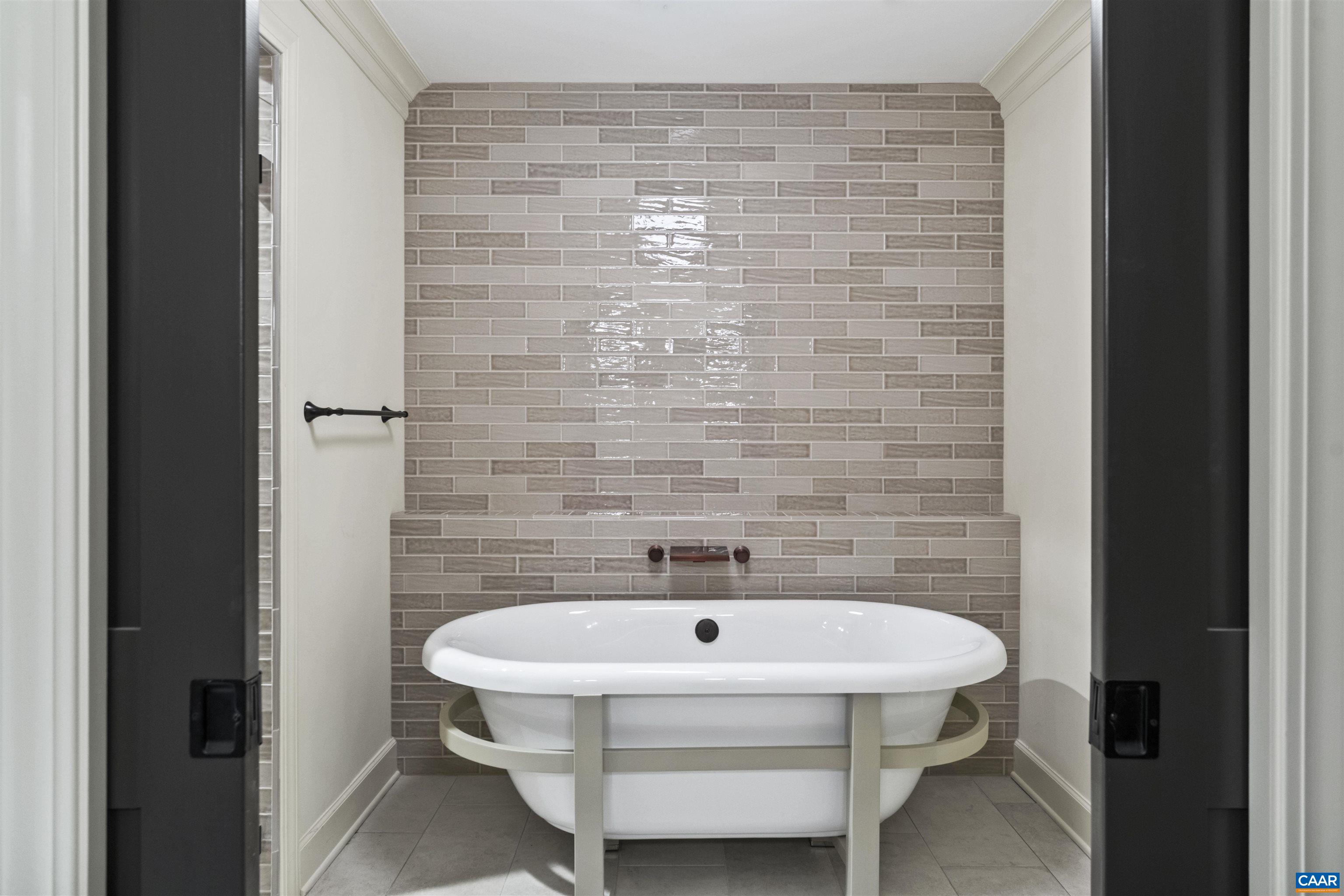 218 W WATER ST, CHARLOTTESVILLE, Virginia 22902, 2 Bedrooms Bedrooms, ,2 BathroomsBathrooms,Residential,218 W WATER ST,676162 MLS # 676162