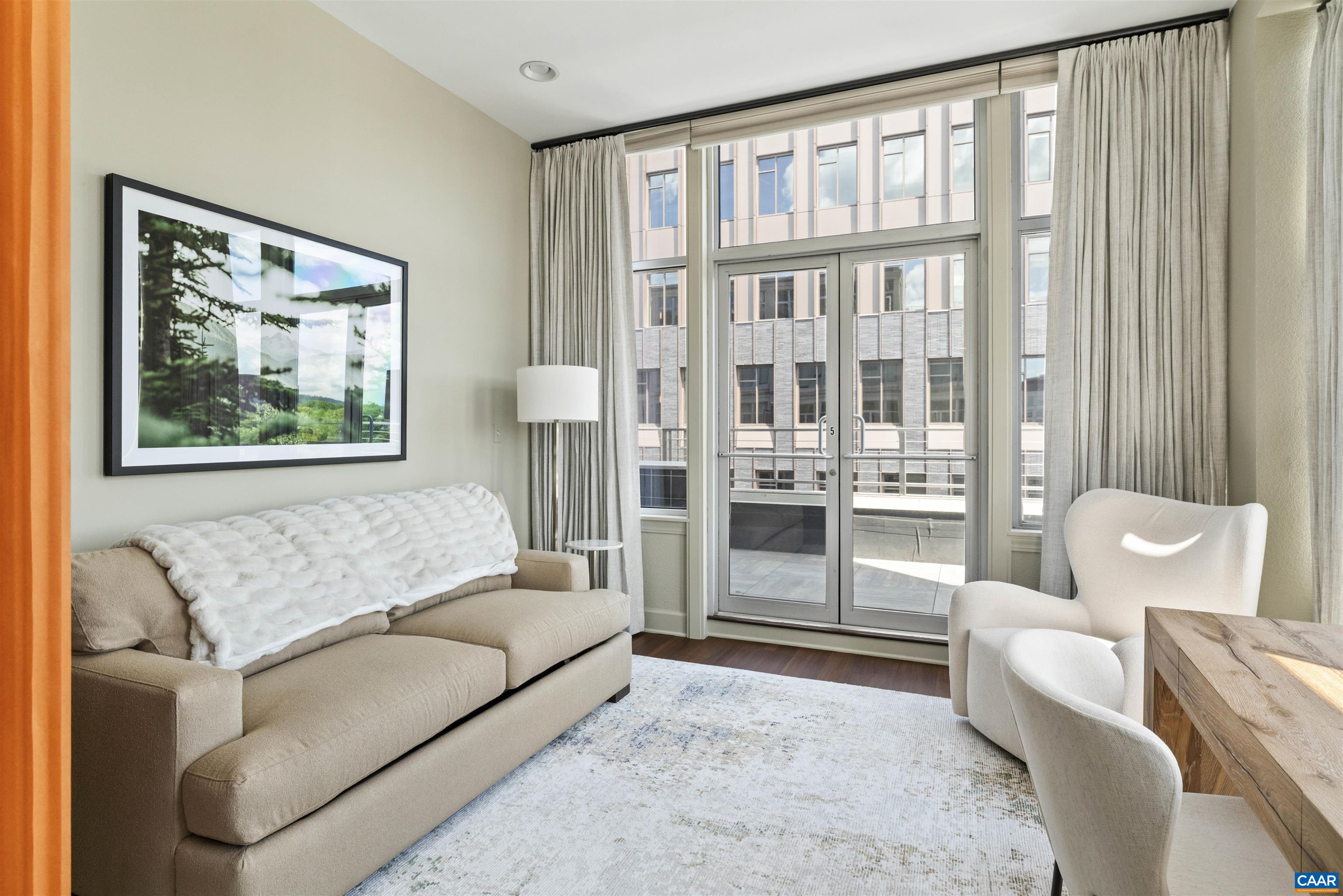 218 W WATER ST, CHARLOTTESVILLE, Virginia 22902, 2 Bedrooms Bedrooms, ,2 BathroomsBathrooms,Residential,218 W WATER ST,676162 MLS # 676162