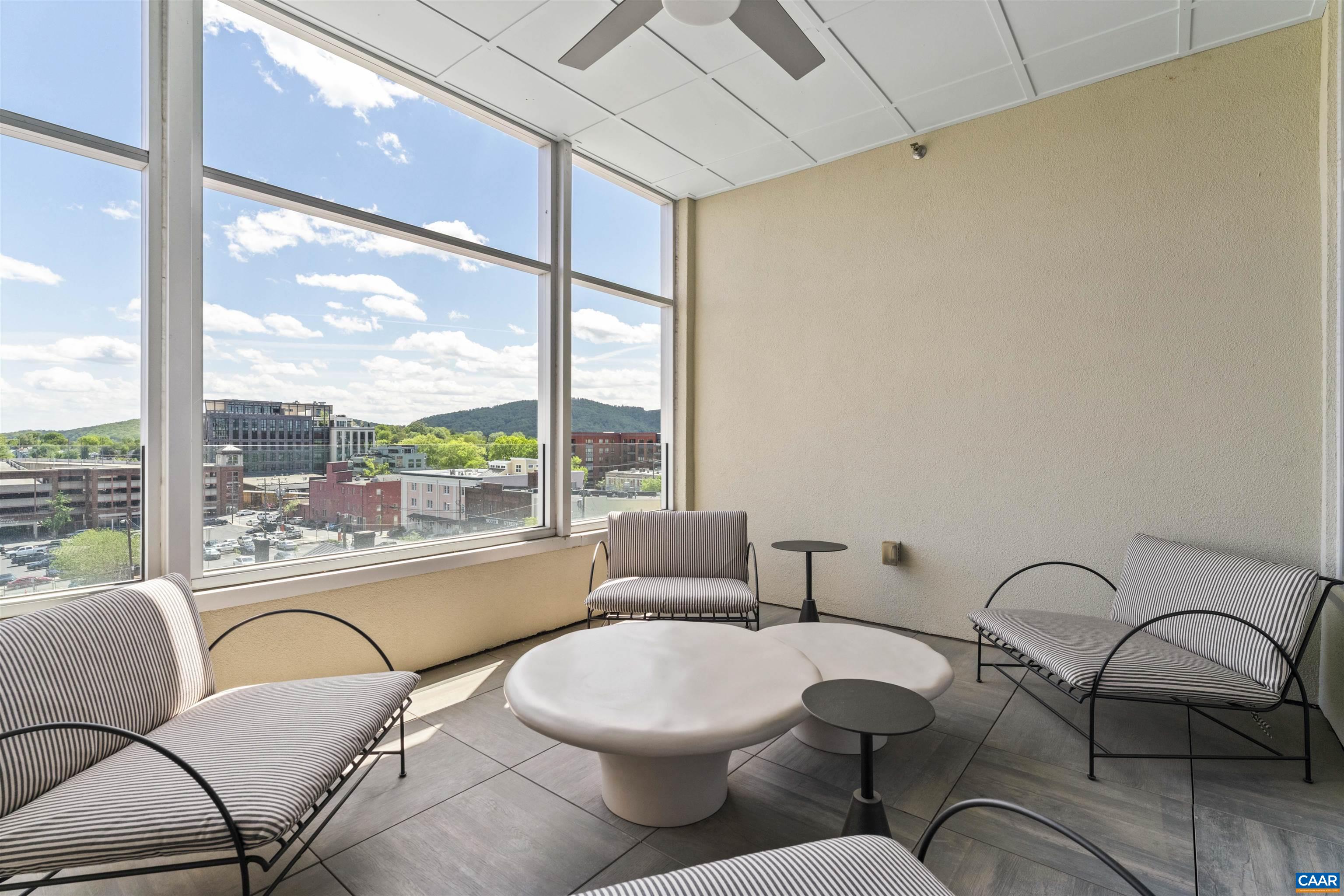 218 W WATER ST, CHARLOTTESVILLE, Virginia 22902, 2 Bedrooms Bedrooms, ,2 BathroomsBathrooms,Residential,218 W WATER ST,676162 MLS # 676162