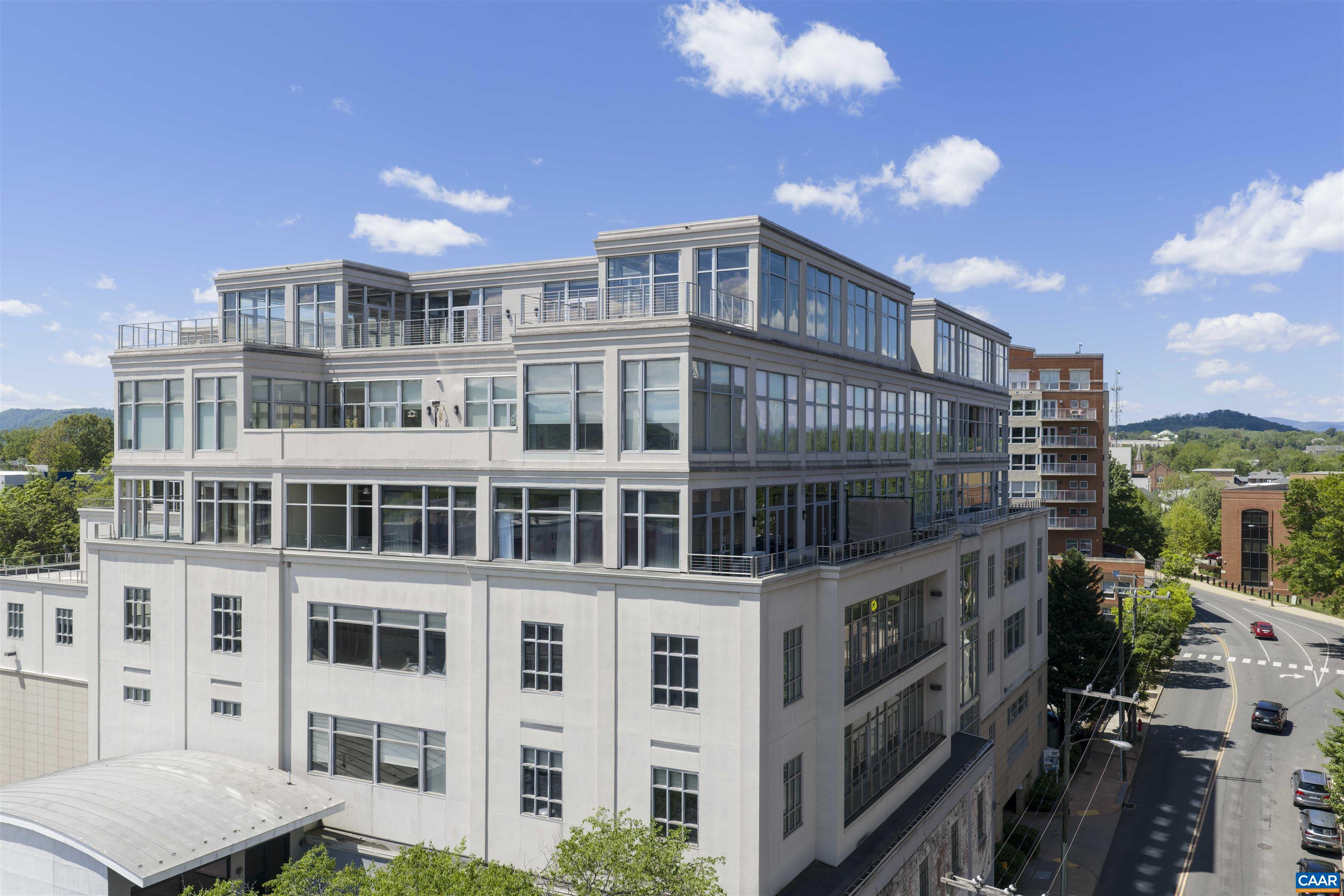 218 W WATER ST, CHARLOTTESVILLE, Virginia 22902, 2 Bedrooms Bedrooms, ,2 BathroomsBathrooms,Residential,218 W WATER ST,676162 MLS # 676162