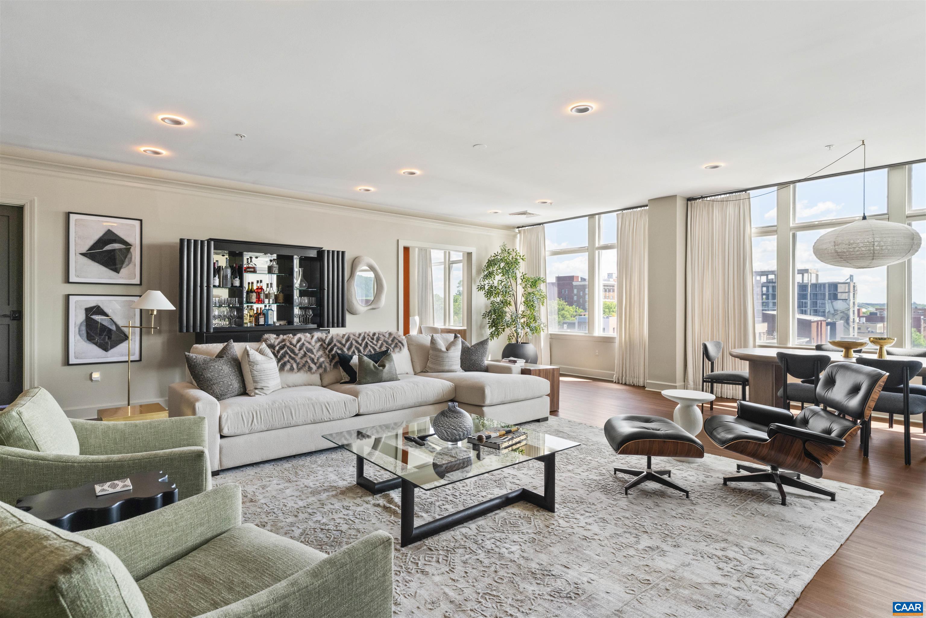 218 W WATER ST, CHARLOTTESVILLE, Virginia 22902, 2 Bedrooms Bedrooms, ,2 BathroomsBathrooms,Residential,218 W WATER ST,676162 MLS # 676162