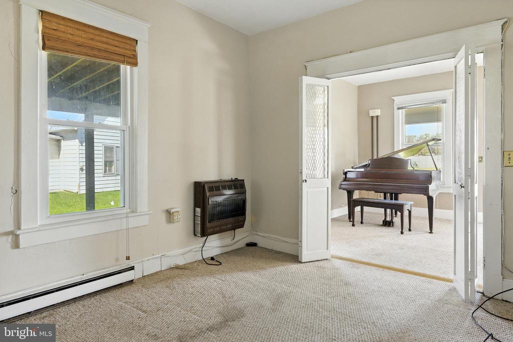 1819 US HIGHWAY 211 W, LURAY, Virginia 22835, 3 Bedrooms Bedrooms, ,2 BathroomsBathrooms,Residential,1819 US HIGHWAY 211 W,VAPA2005312 MLS # VAPA2005312