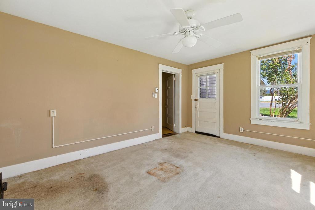 1819 US HIGHWAY 211 W, LURAY, Virginia 22835, 3 Bedrooms Bedrooms, ,2 BathroomsBathrooms,Residential,1819 US HIGHWAY 211 W,VAPA2005312 MLS # VAPA2005312