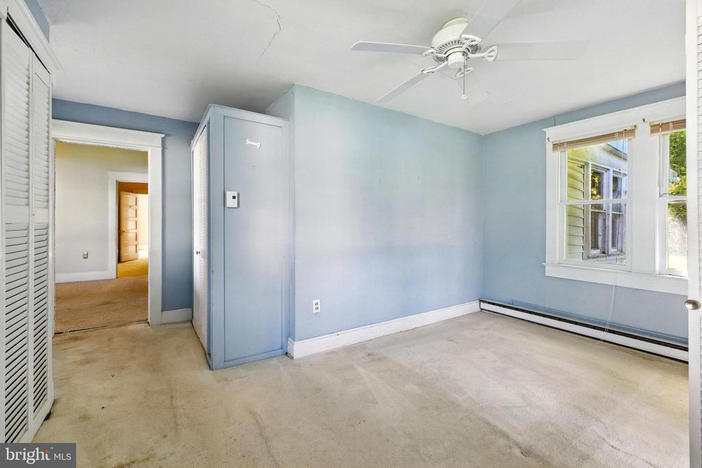 1819 US HIGHWAY 211 W, LURAY, Virginia 22835, 3 Bedrooms Bedrooms, ,2 BathroomsBathrooms,Residential,1819 US HIGHWAY 211 W,VAPA2005312 MLS # VAPA2005312