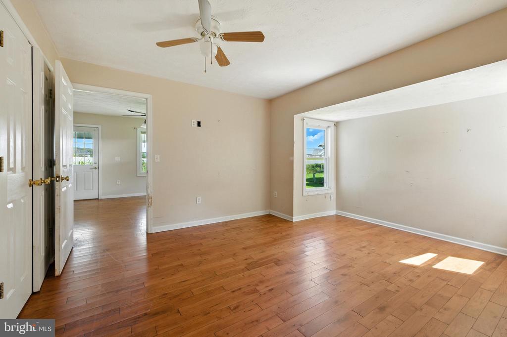 1819 US HIGHWAY 211 W, LURAY, Virginia 22835, 3 Bedrooms Bedrooms, ,2 BathroomsBathrooms,Residential,1819 US HIGHWAY 211 W,VAPA2005312 MLS # VAPA2005312