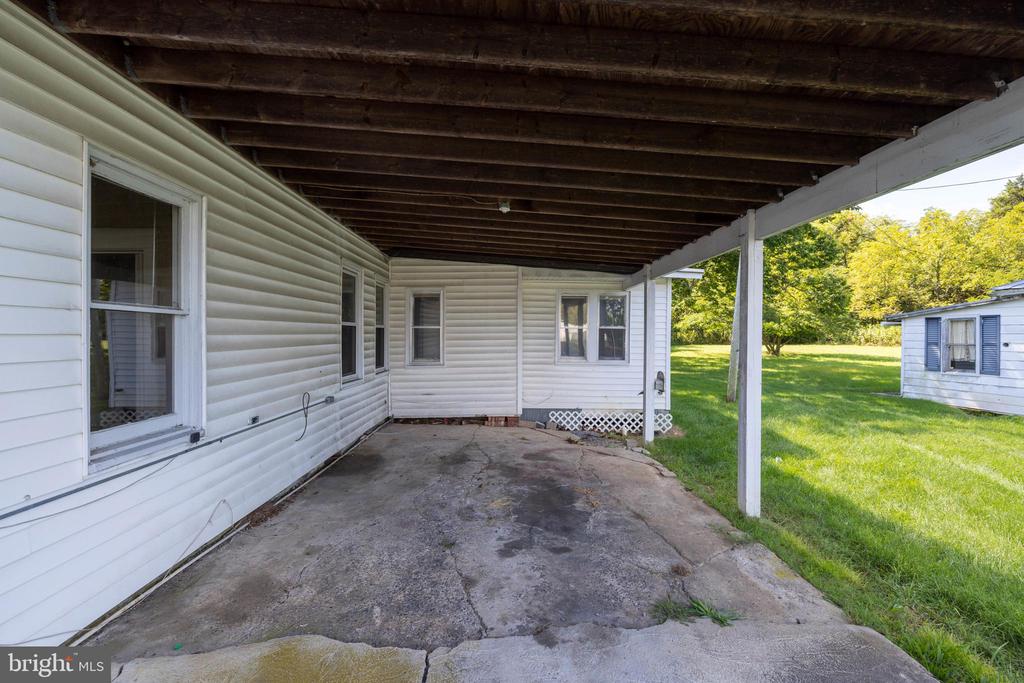 1819 US HIGHWAY 211 W, LURAY, Virginia 22835, 3 Bedrooms Bedrooms, ,2 BathroomsBathrooms,Residential,1819 US HIGHWAY 211 W,VAPA2005312 MLS # VAPA2005312
