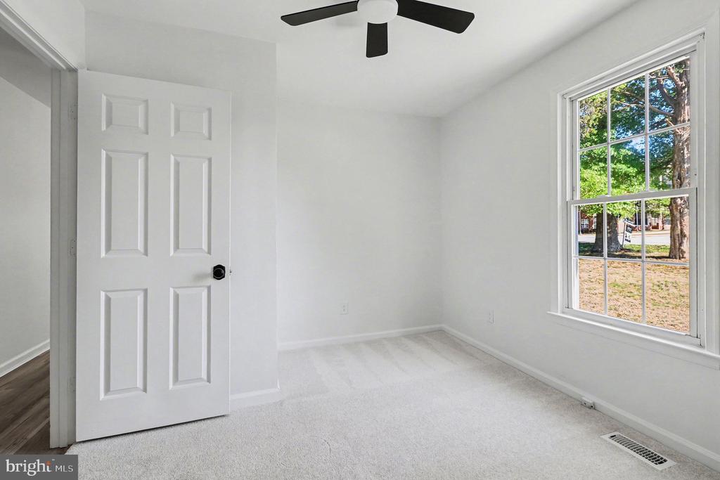 101 SPOTSLEE DR, SPOTSYLVANIA, Virginia 22551, 3 Bedrooms Bedrooms, ,2 BathroomsBathrooms,Residential,101 SPOTSLEE DR,VASP2040970 MLS # VASP2040970