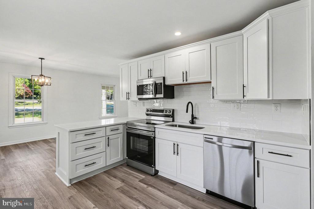 101 SPOTSLEE DR, SPOTSYLVANIA, Virginia 22551, 3 Bedrooms Bedrooms, ,2 BathroomsBathrooms,Residential,101 SPOTSLEE DR,VASP2040970 MLS # VASP2040970