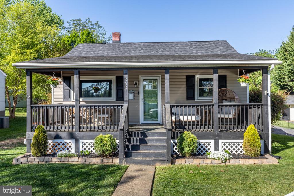 262 LANDON LN, ORANGE, Virginia 22960, 3 Bedrooms Bedrooms, ,2 BathroomsBathrooms,Residential,262 LANDON LN,VAOR2013904 MLS # VAOR2013904