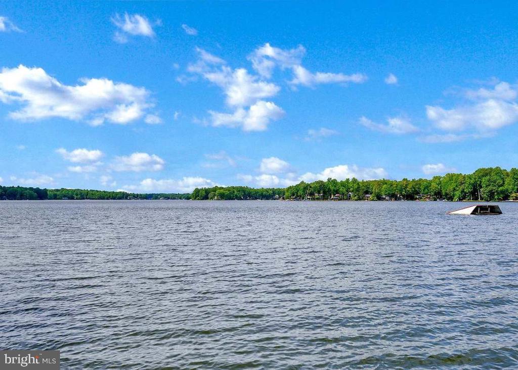 1231 LAKEVIEW PKWY, LOCUST GROVE, Virginia 22508, 3 Bedrooms Bedrooms, ,3 BathroomsBathrooms,Residential,1231 LAKEVIEW PKWY,VAOR2013936 MLS # VAOR2013936