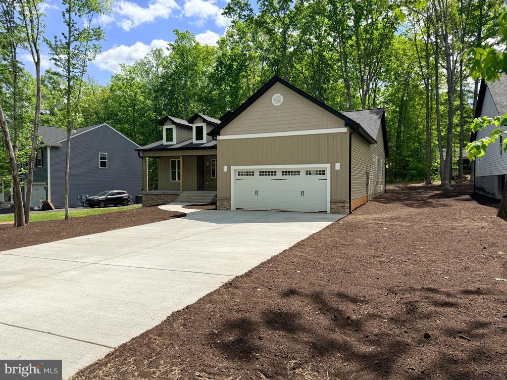 1231 LAKEVIEW PKWY, LOCUST GROVE, Virginia 22508, 3 Bedrooms Bedrooms, ,3 BathroomsBathrooms,Residential,1231 LAKEVIEW PKWY,VAOR2013936 MLS # VAOR2013936