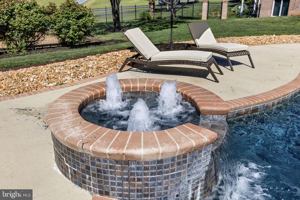 64 ROLLING GREEN LN, BRIGHTWOOD, Virginia 22715, 4 Bedrooms Bedrooms, ,3 BathroomsBathrooms,Residential,64 ROLLING GREEN LN,VAMA2002712 MLS # VAMA2002712