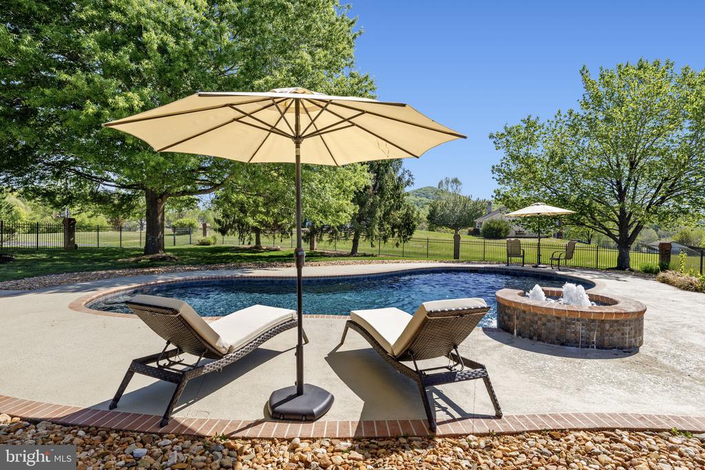 64 ROLLING GREEN LN, BRIGHTWOOD, Virginia 22715, 4 Bedrooms Bedrooms, ,3 BathroomsBathrooms,Residential,64 ROLLING GREEN LN,VAMA2002712 MLS # VAMA2002712