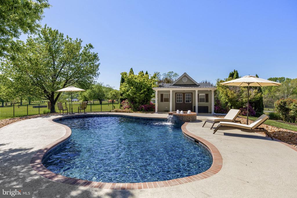 64 ROLLING GREEN LN, BRIGHTWOOD, Virginia 22715, 4 Bedrooms Bedrooms, ,3 BathroomsBathrooms,Residential,64 ROLLING GREEN LN,VAMA2002712 MLS # VAMA2002712